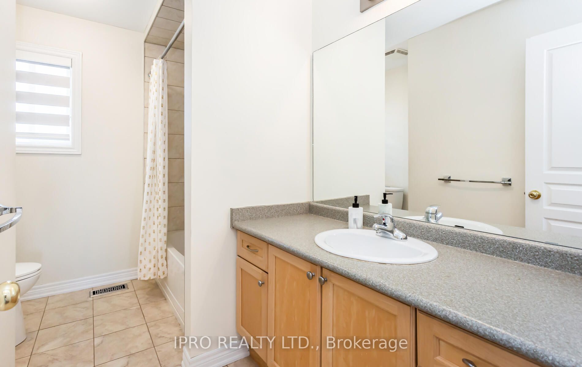 2471 Millstone Dr Property Photo 19