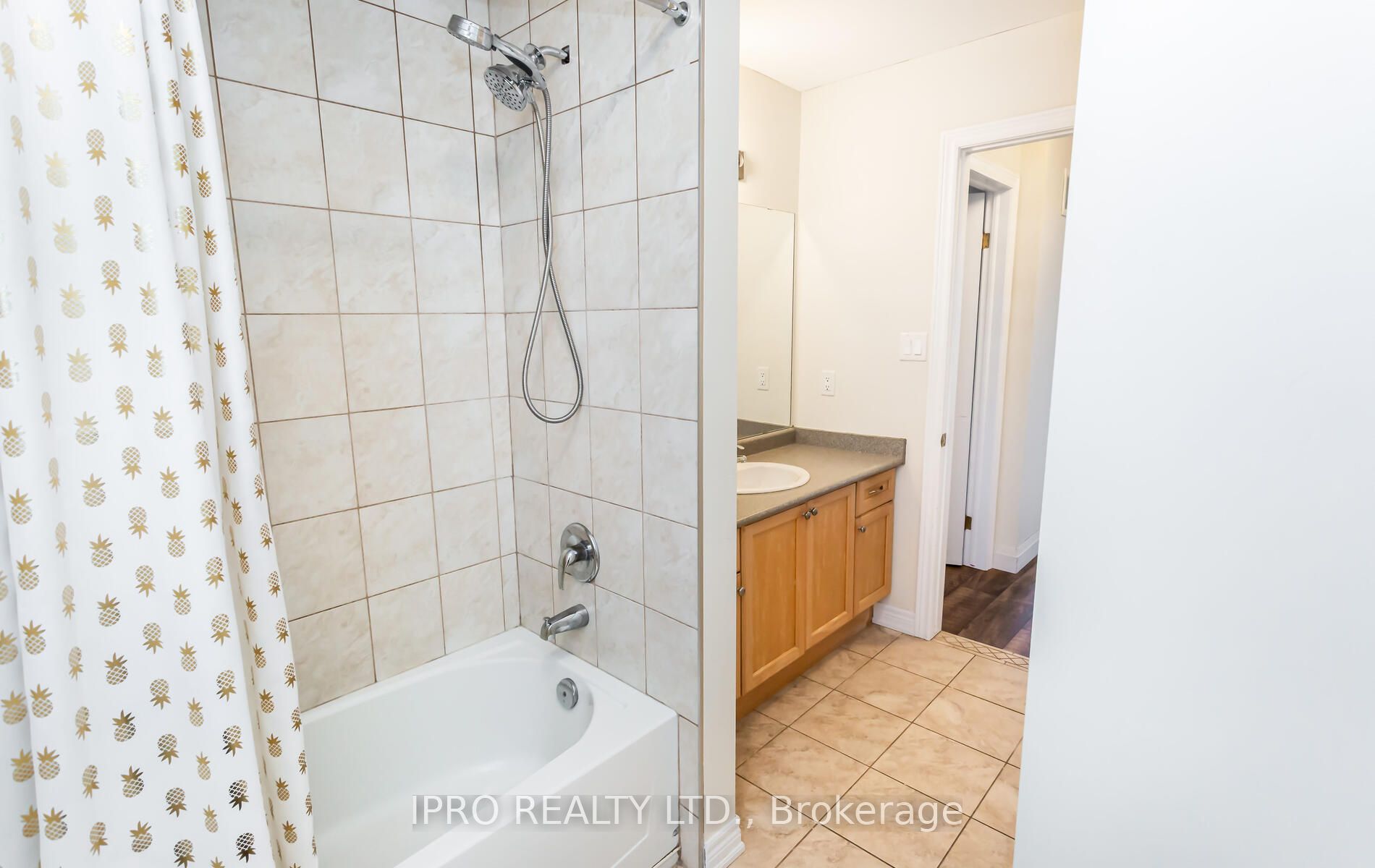 2471 Millstone Dr Property Photo 21