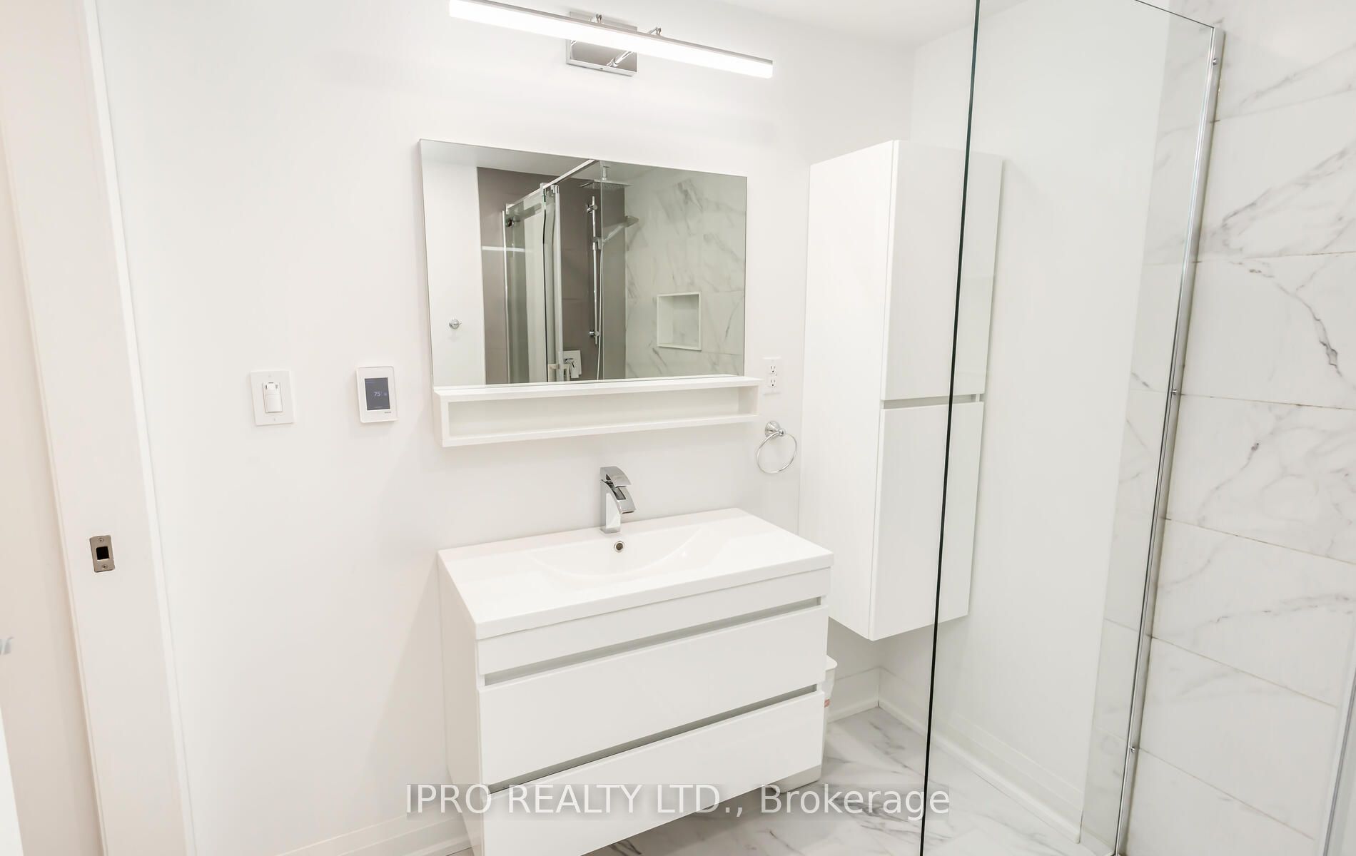 2471 Millstone Dr Property Photo 35