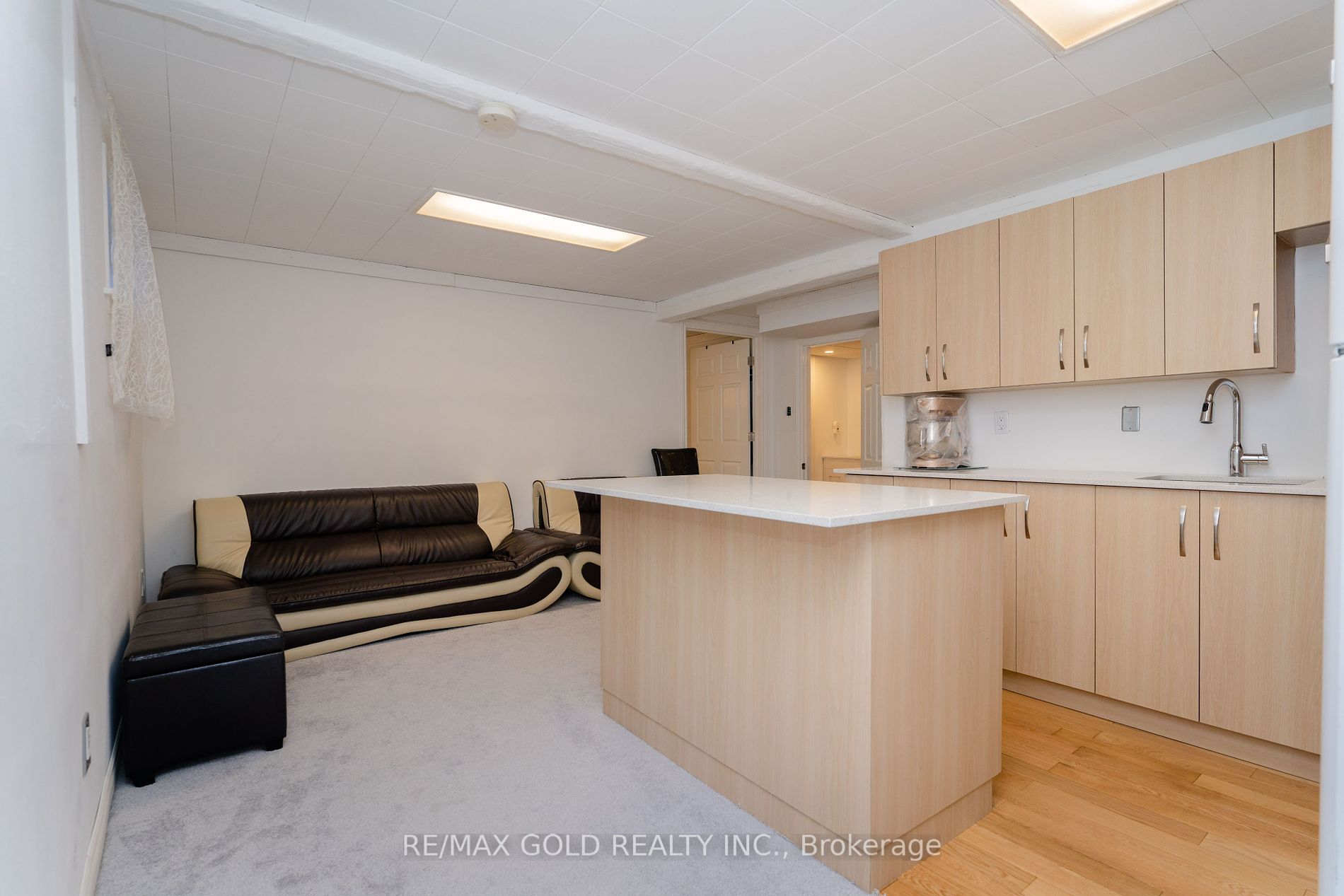 54 Esplanade Rd Property Photo 9