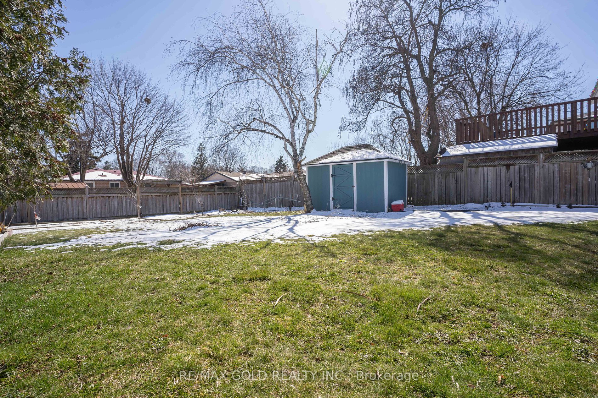 54 Esplanade Rd Property Photo 17
