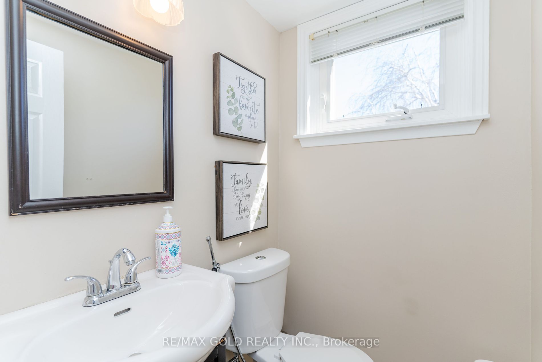 54 Esplanade Rd Property Photo 29