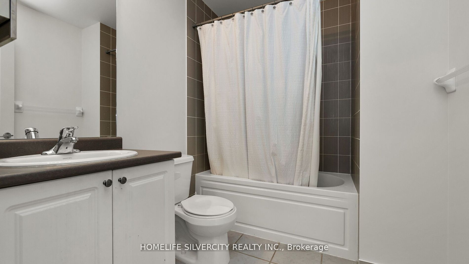 349 Rathburn Rd W 15 Property Photo 21