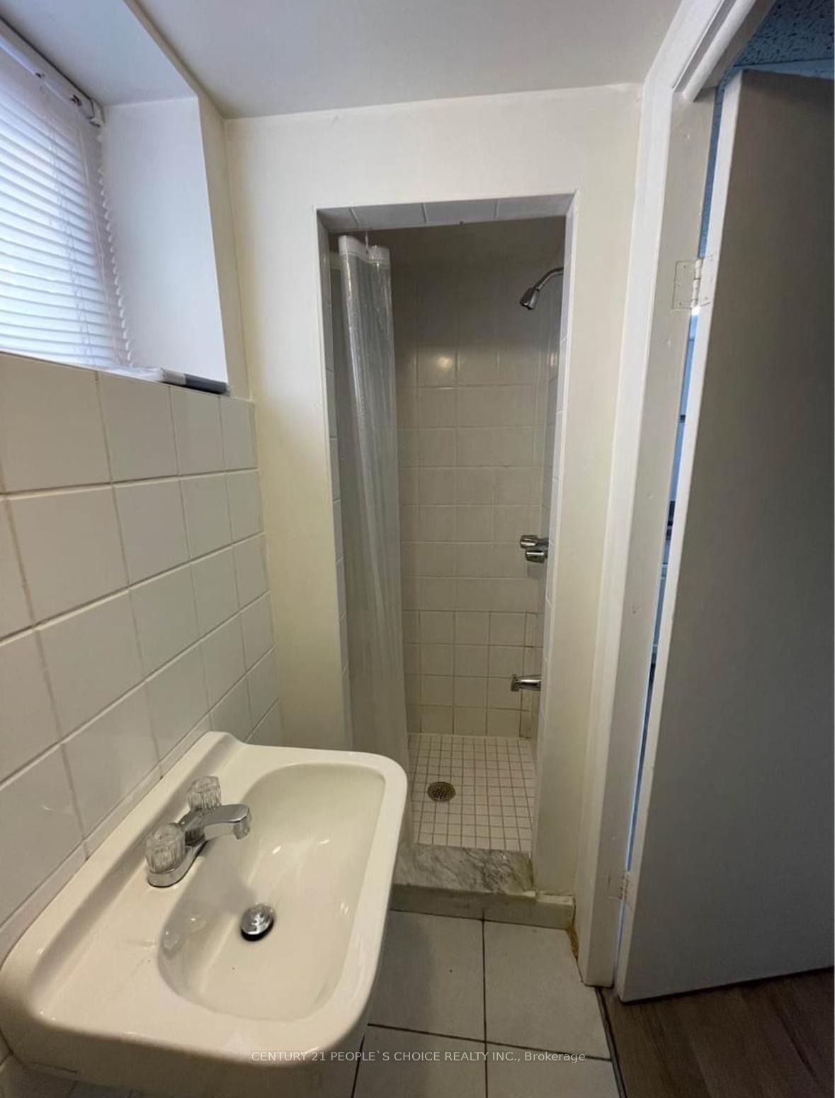 405 Revus Ave Property Photo 26
