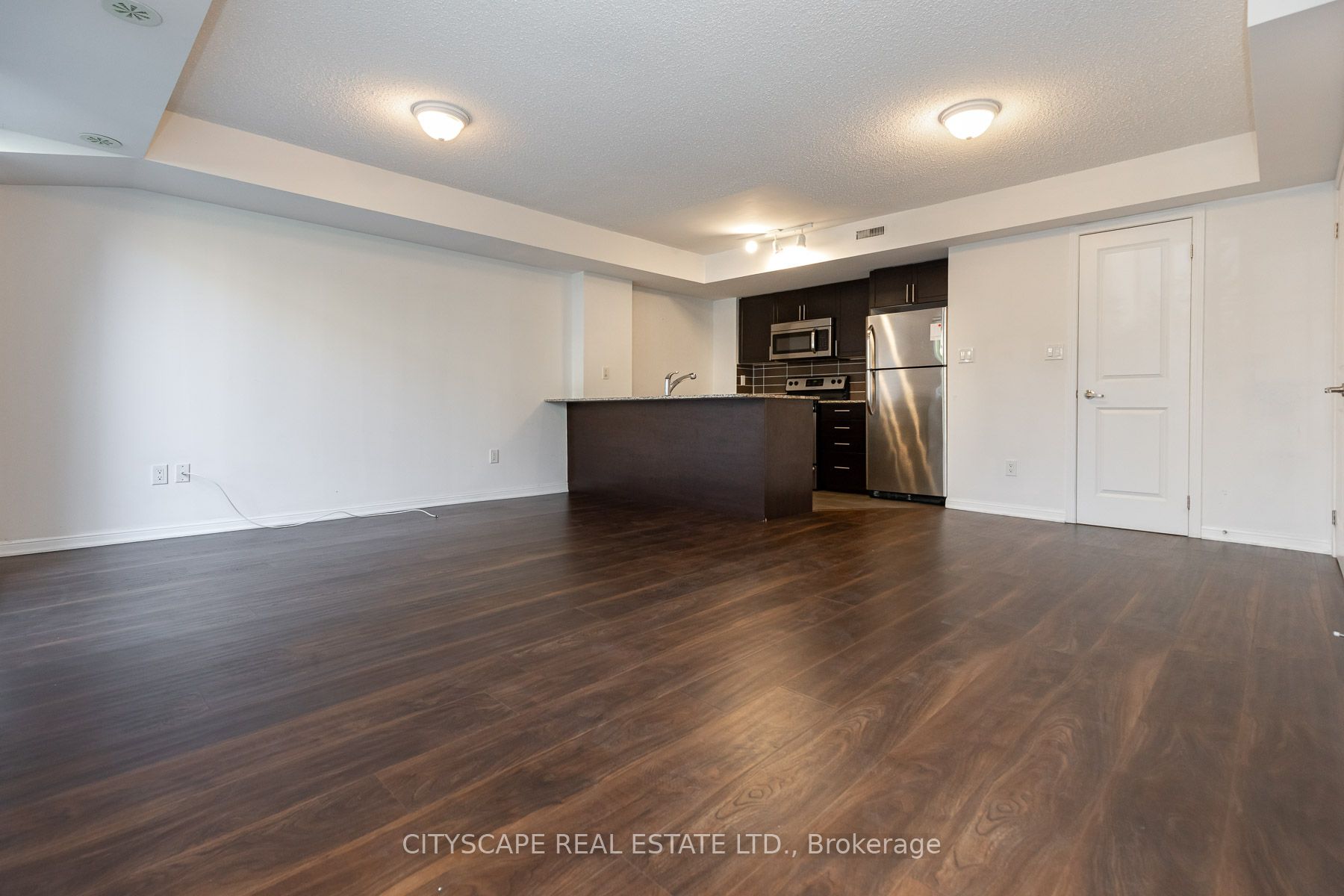 12 Foundry Ave 51 Property Photo 1