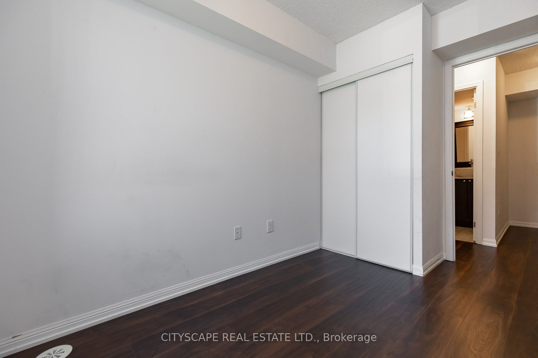 12 Foundry Ave 51 Property Photo 11
