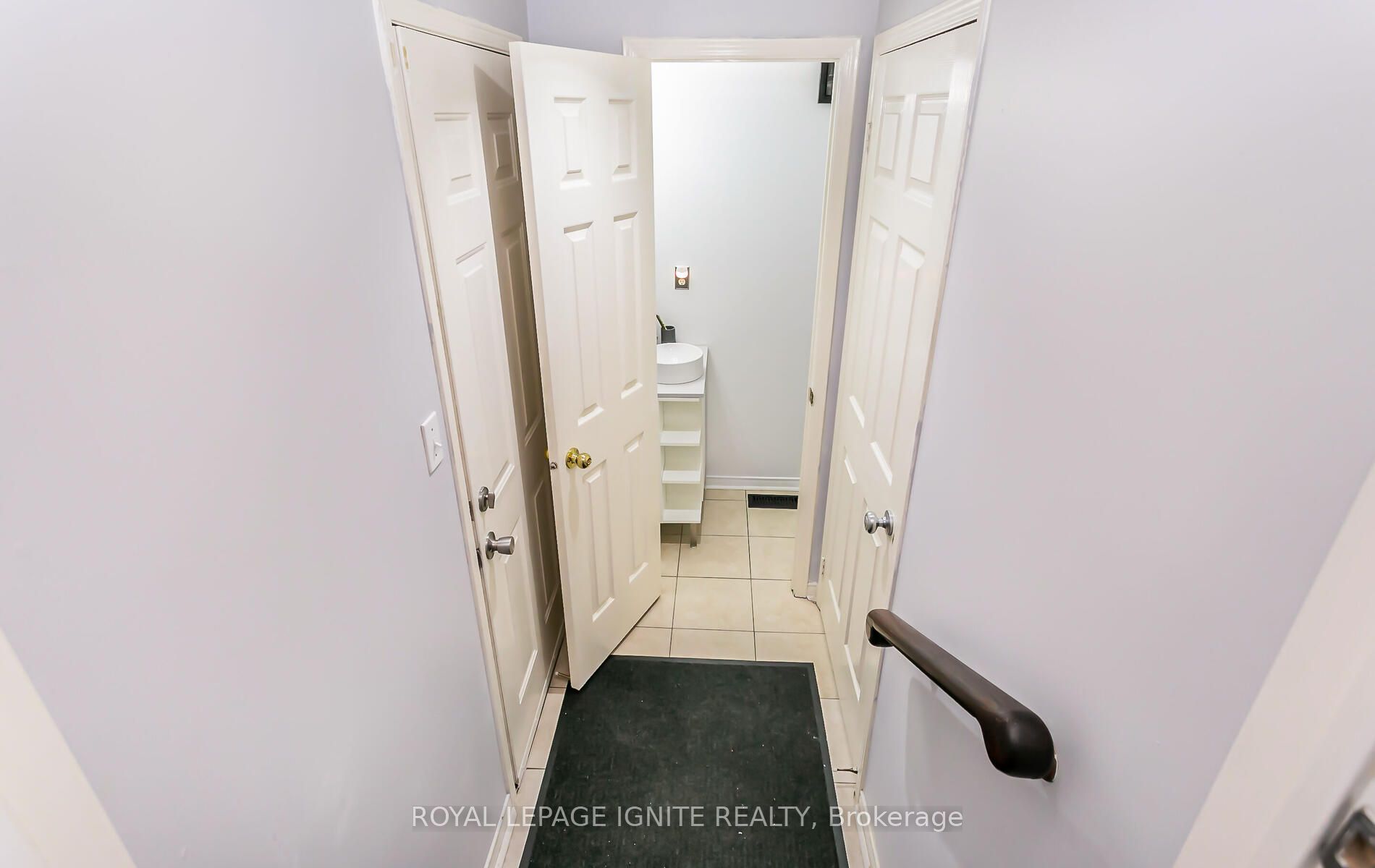 23 Ridgefield Crt Property Photo 13