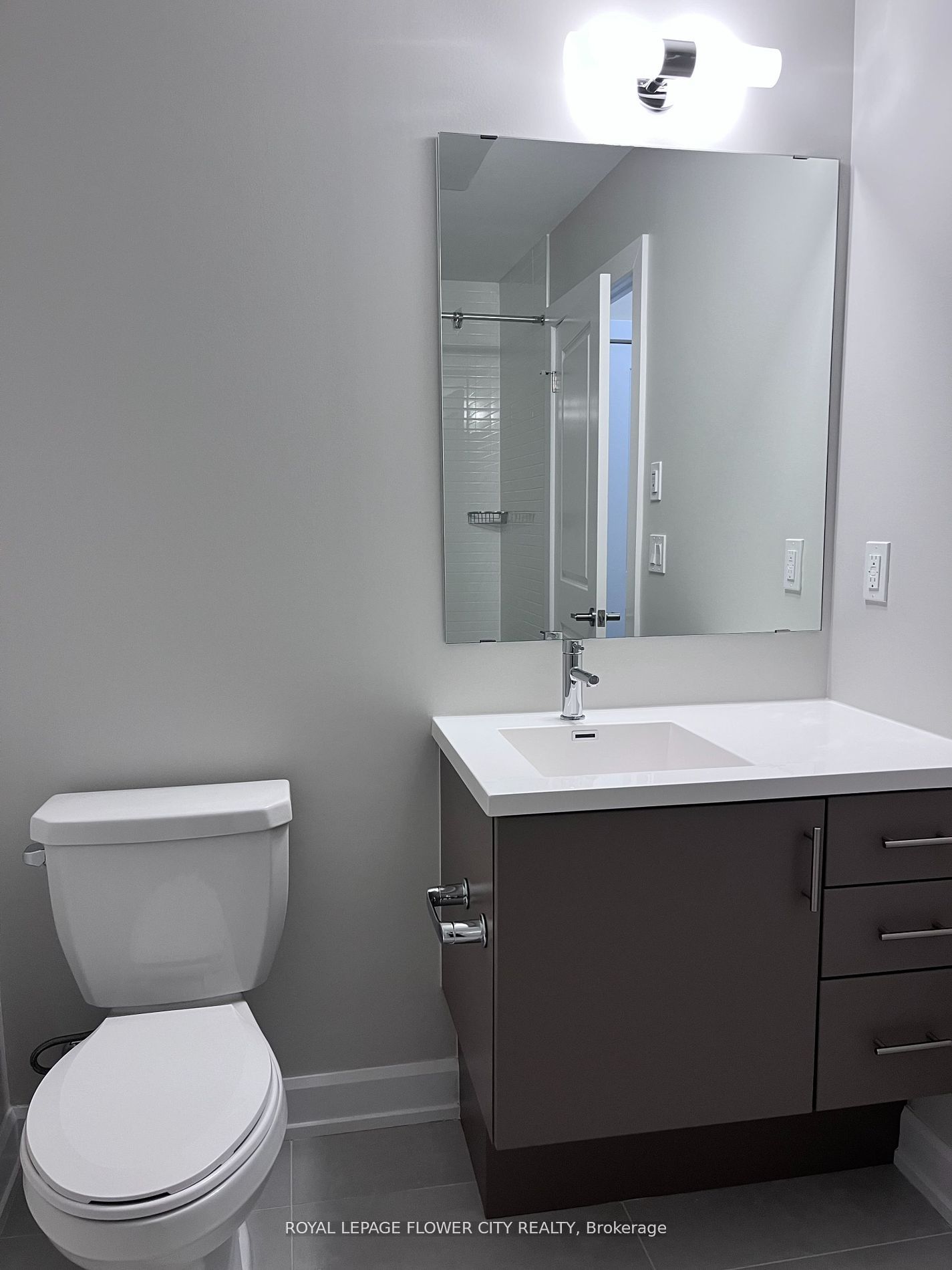 3200 William Colston Ave 403 Property Photo 6