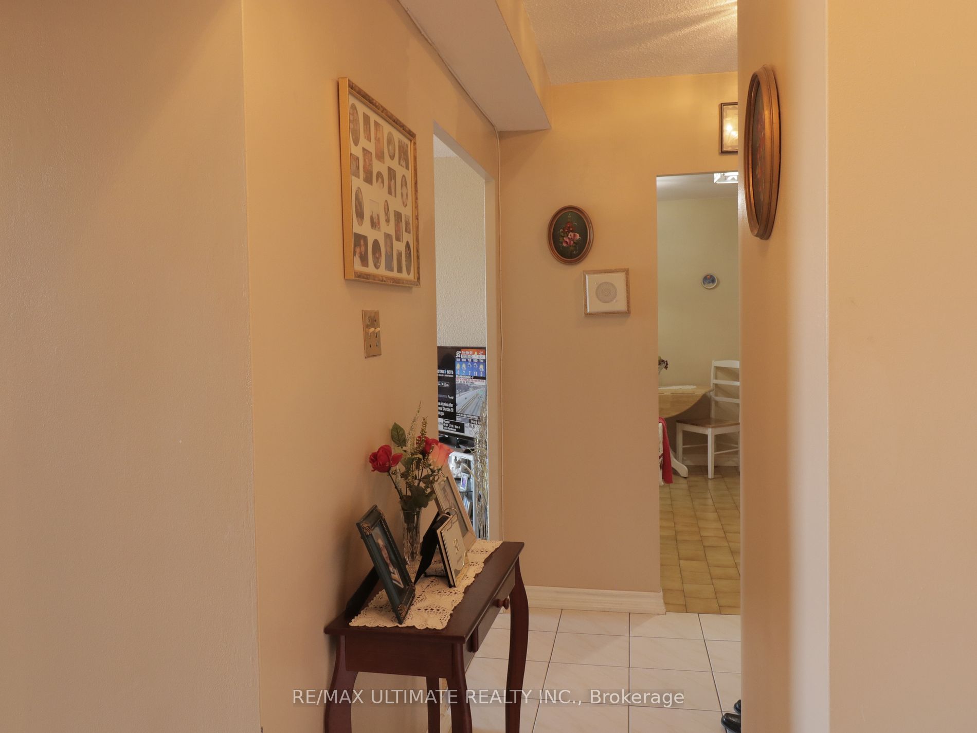 85 Emmett Ave 906 Property Photo 5