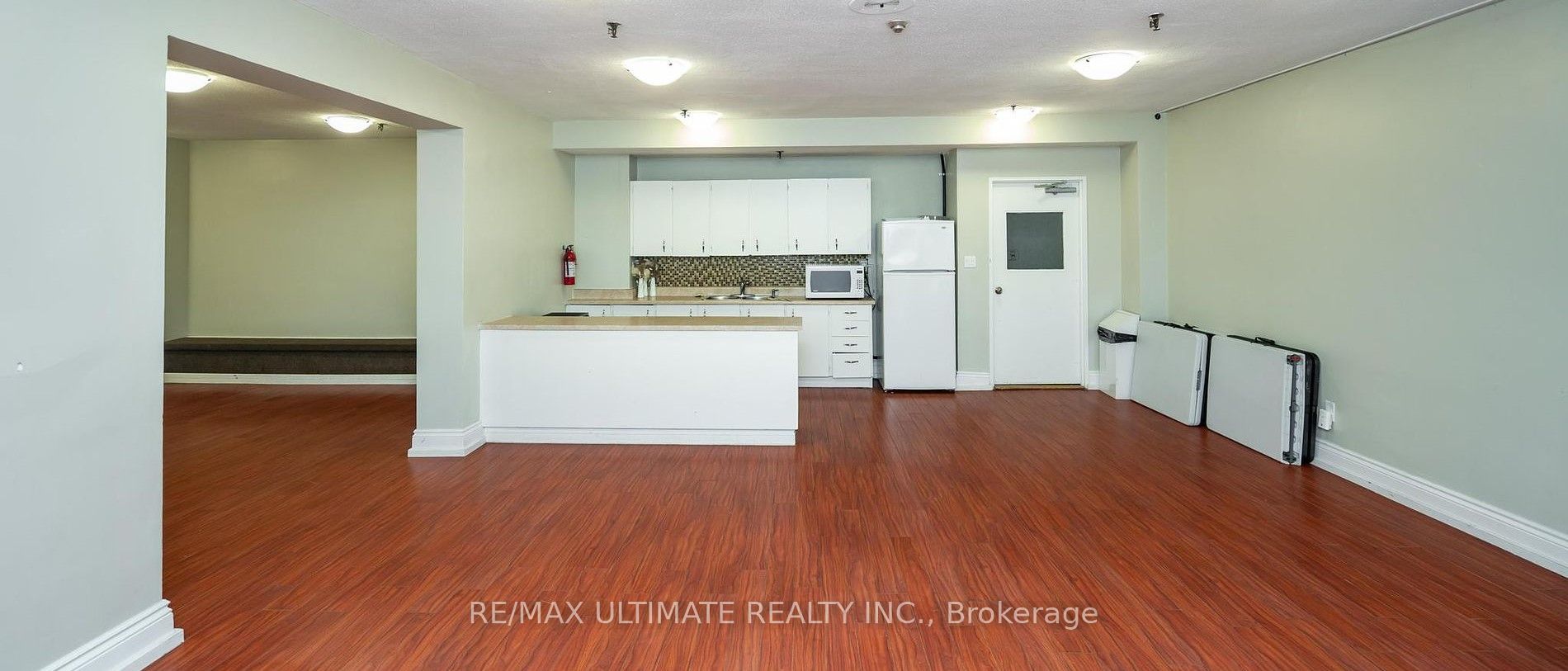 85 Emmett Ave 906 Property Photo 39