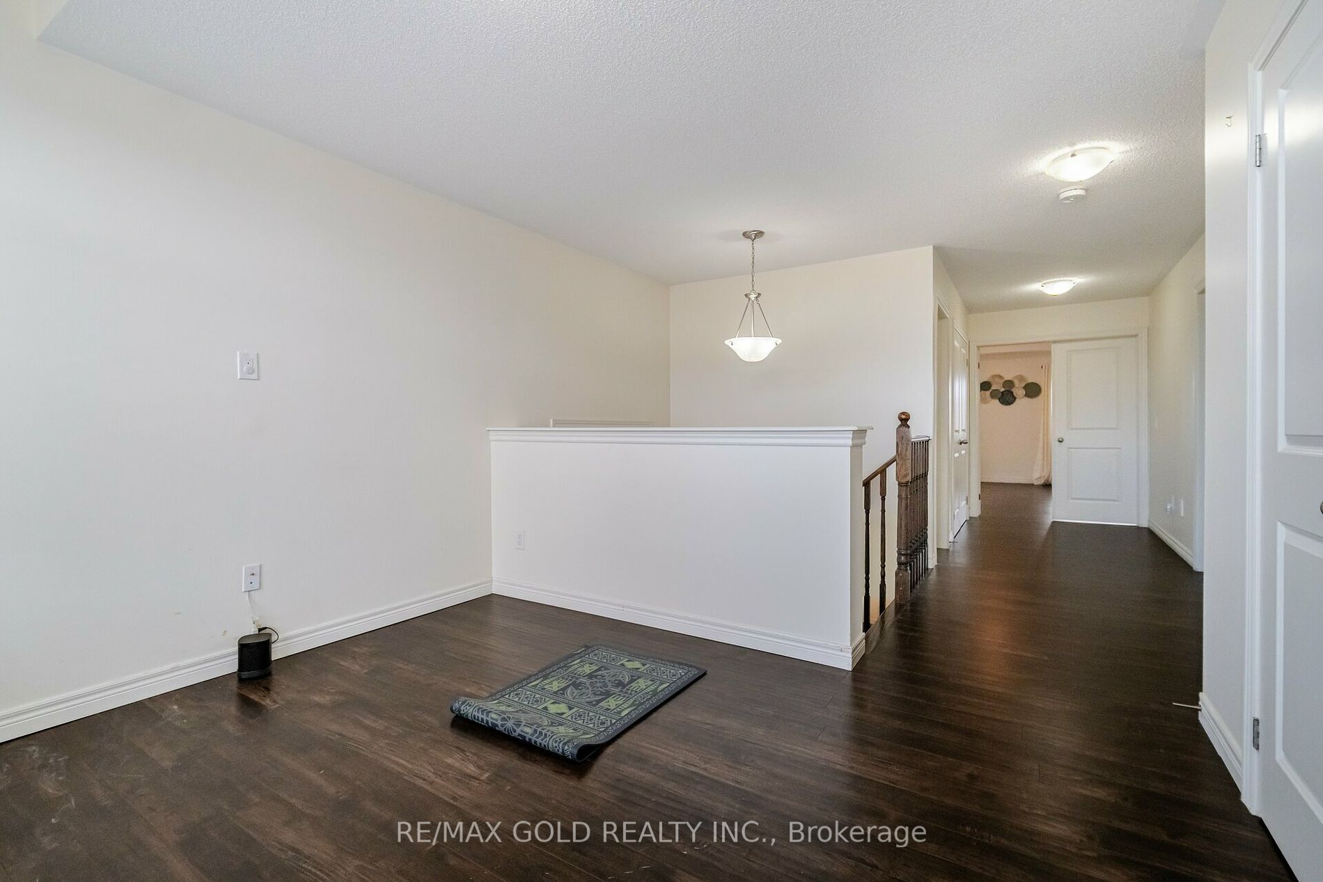 100 Veterans Dr Property Photo 26