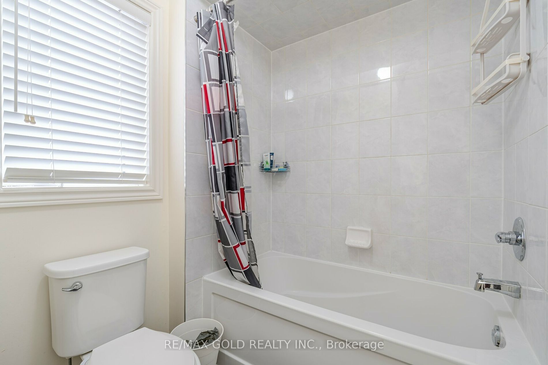 100 Veterans Dr Property Photo 37