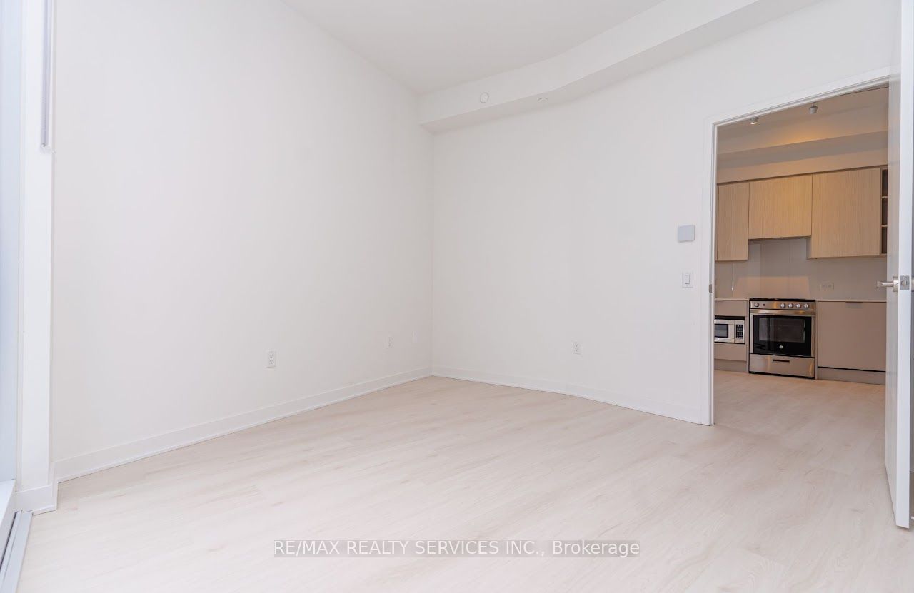 3900 Confederation Pkwy 1 Property Photo 17