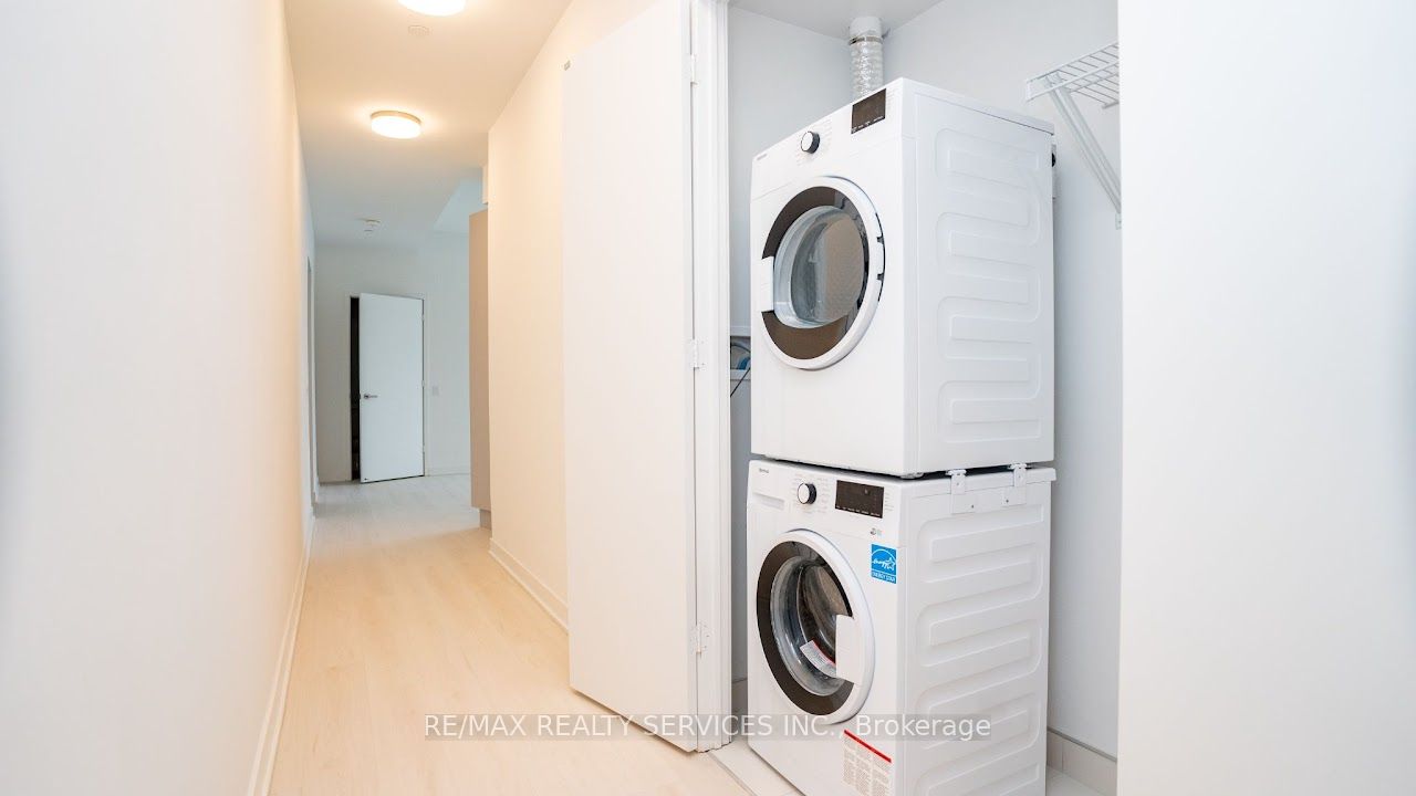 3900 Confederation Pkwy 1 Property Photo 24