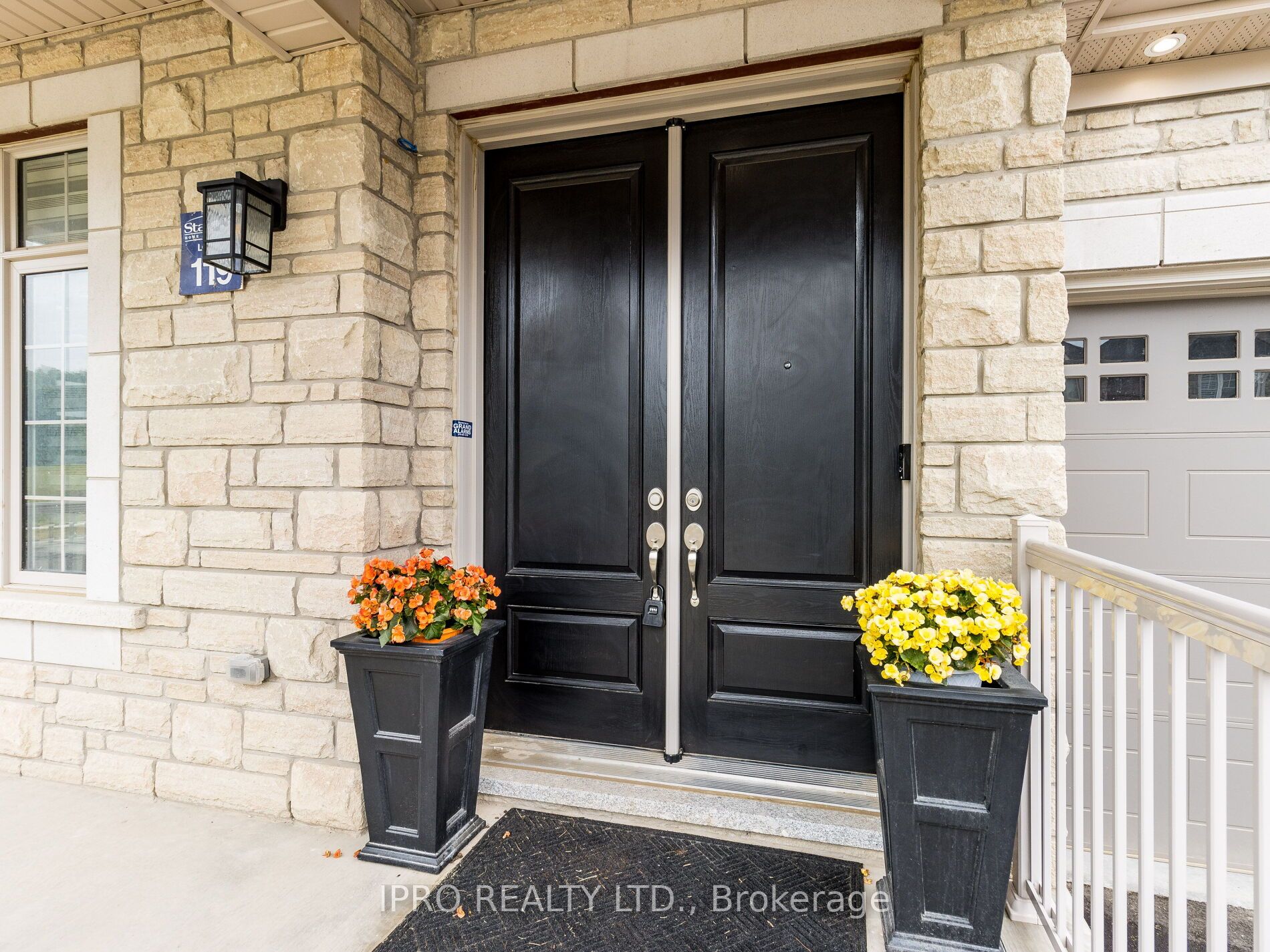 4051 Eternity Way Property Photo 2