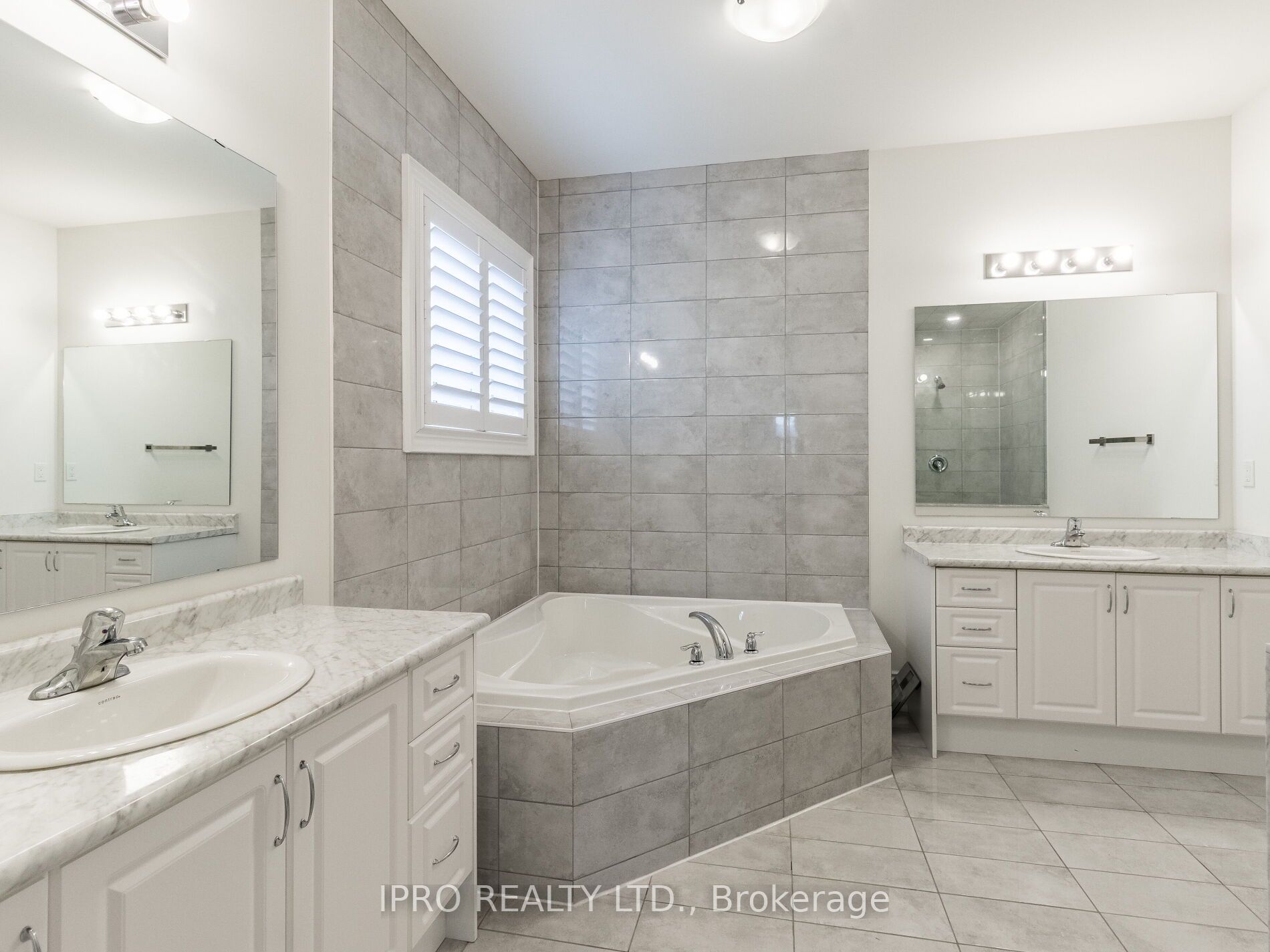 4051 Eternity Way Property Photo 24