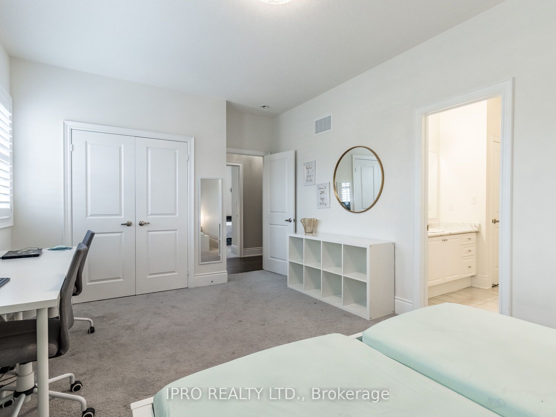 4051 Eternity Way Property Photo 30