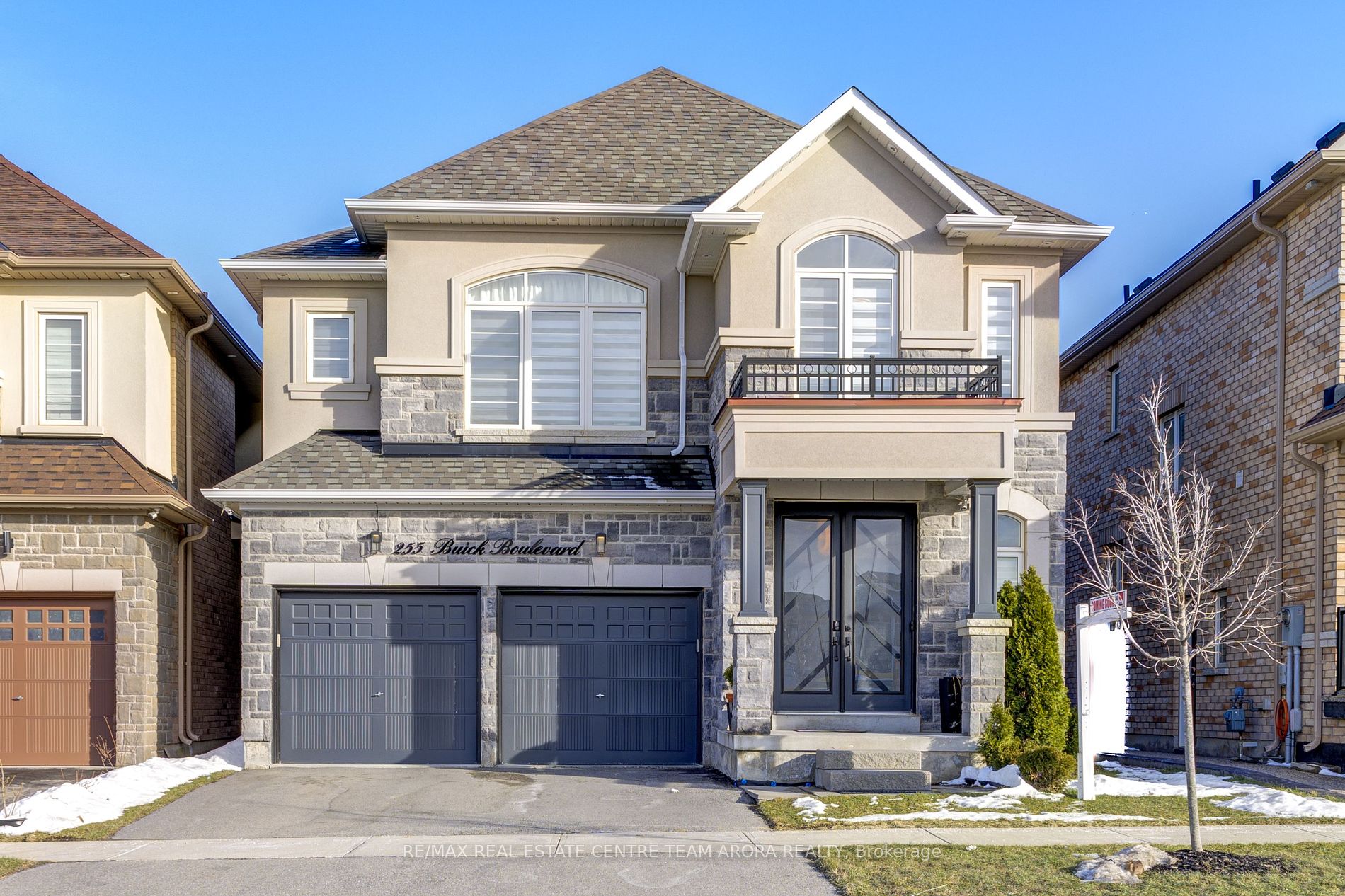 255 Buick Blvd Property Photo 1