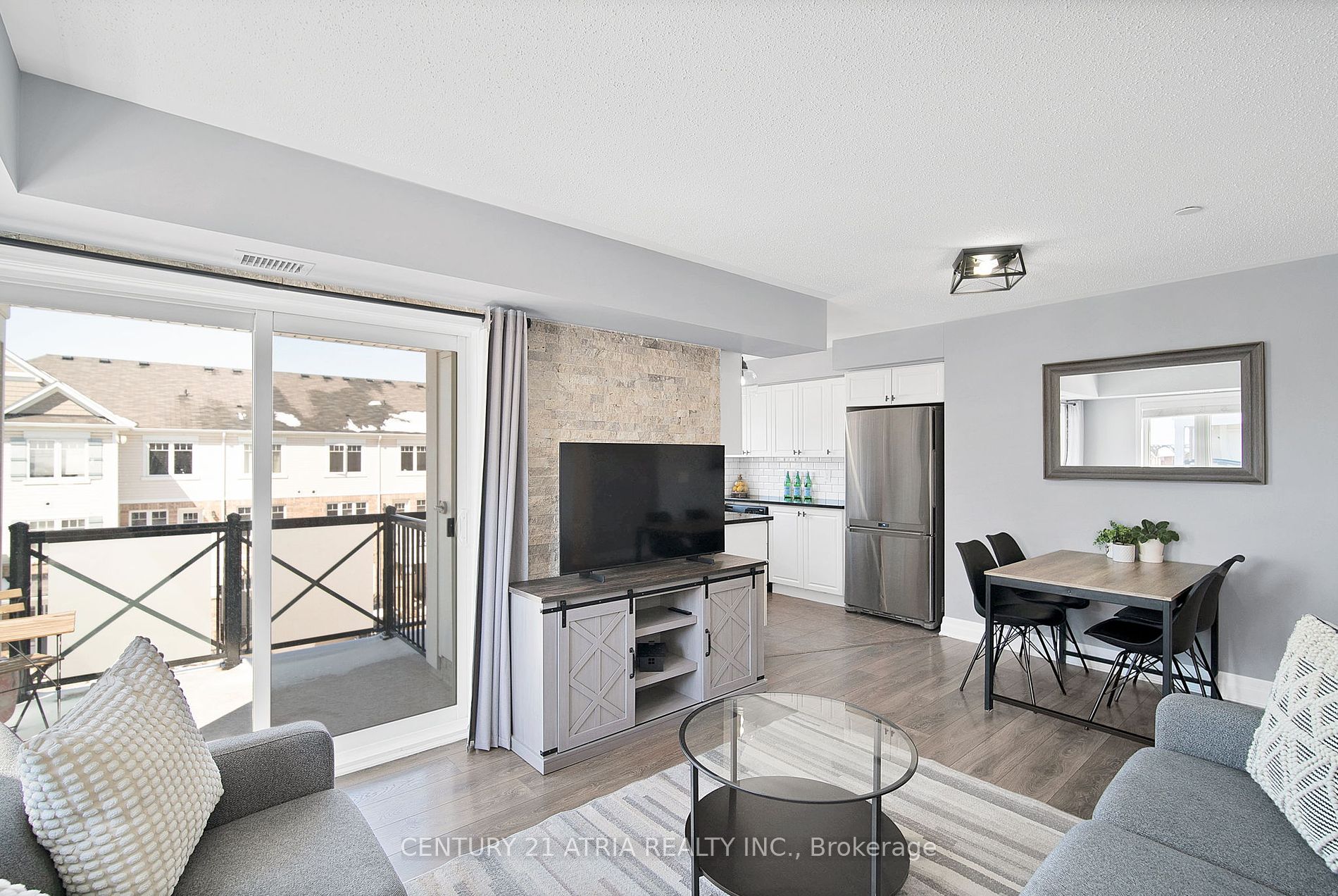 1005 Nadalin Hts 10 Property Photo 3