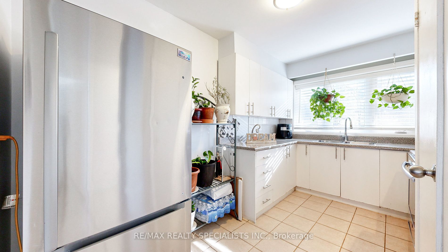 19 Derrydown Rd 3 Property Photo 5
