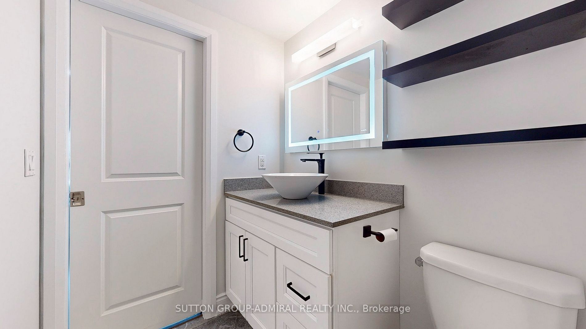 75 Eglington Ave W 06 Property Photo 23