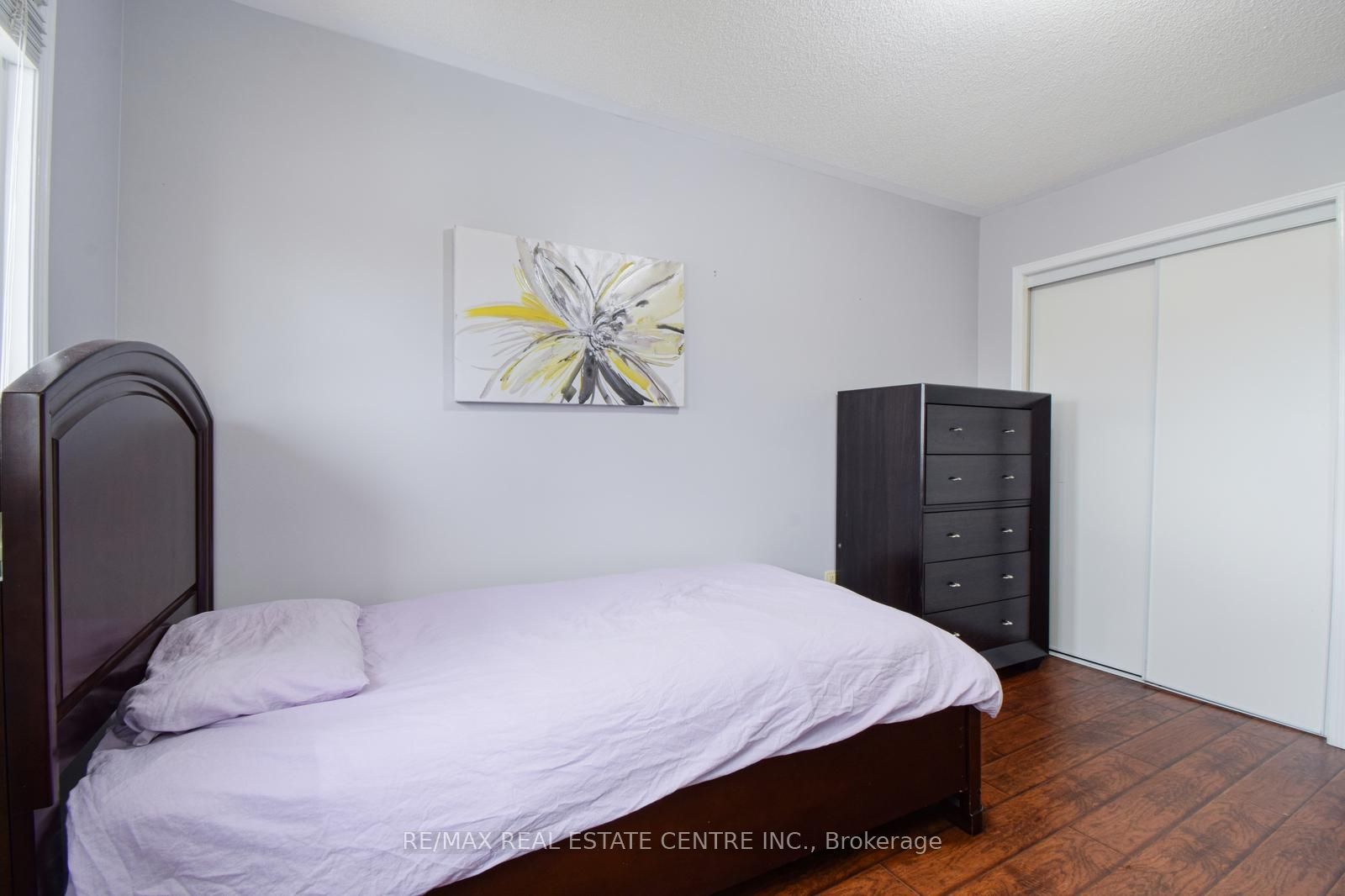 5558 Cortina Cres Property Photo 27
