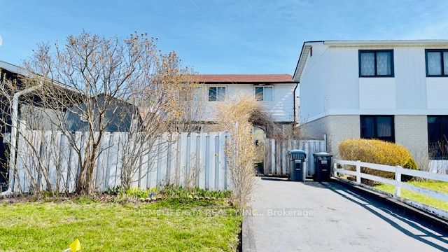 4 Hunt Club Dr Property Photo