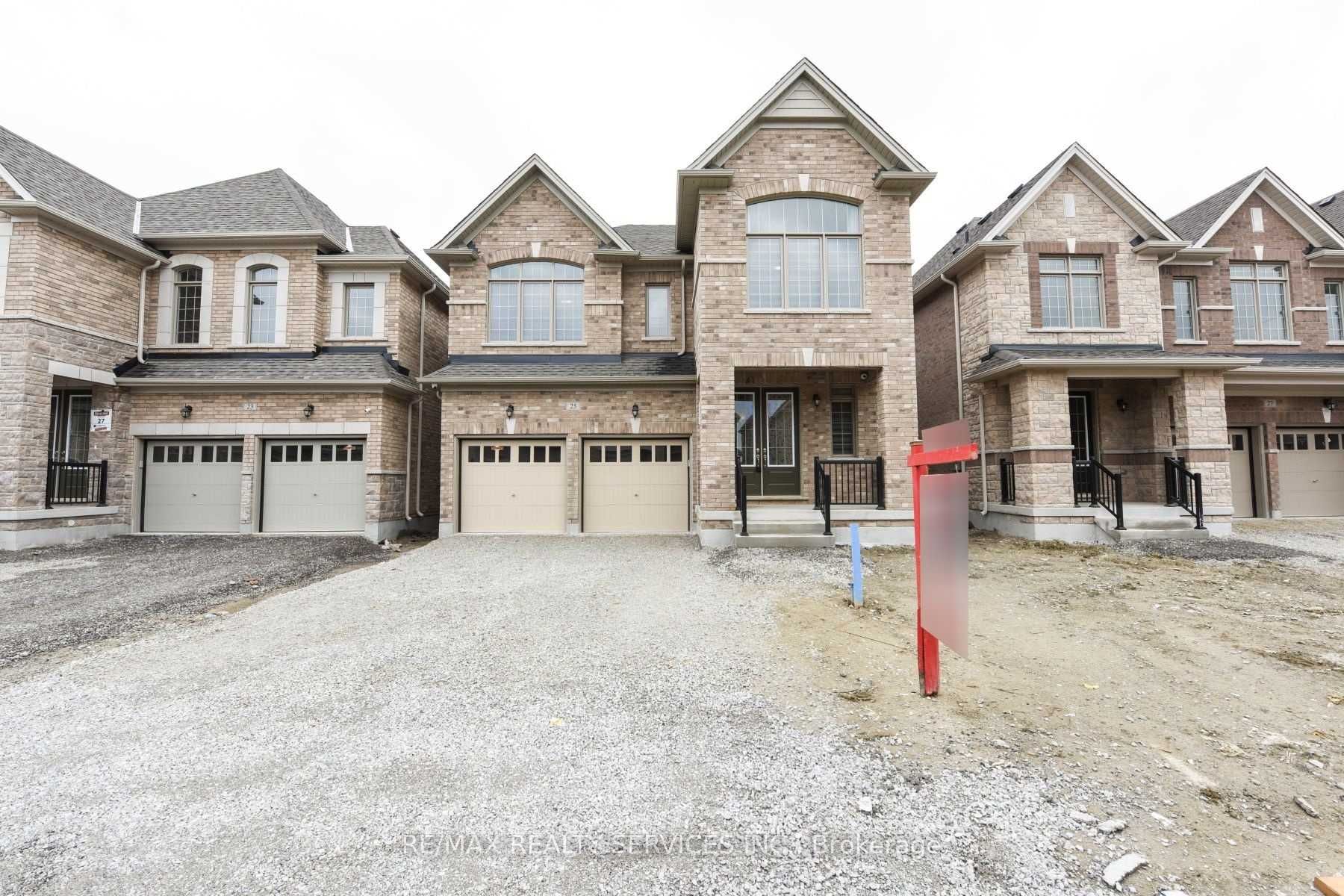 25 Tiger Cres Property Photo