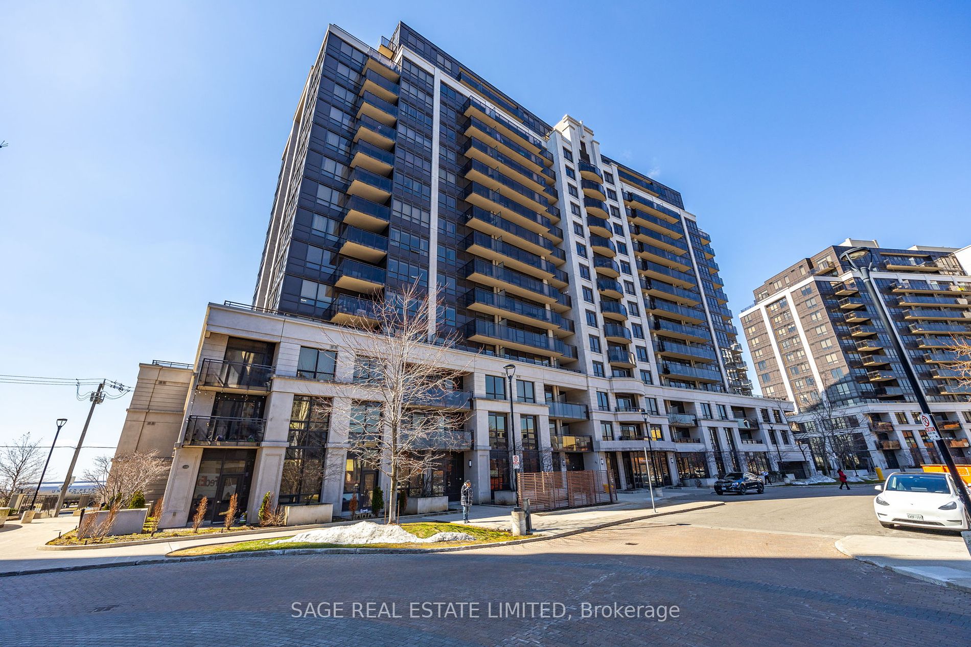 1070 Sheppard Ave W 37 Property Photo 1