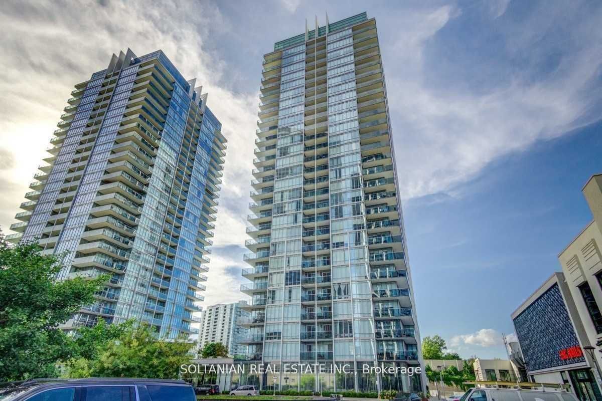 90 Park Lawn Rd 8 Property Photo 1