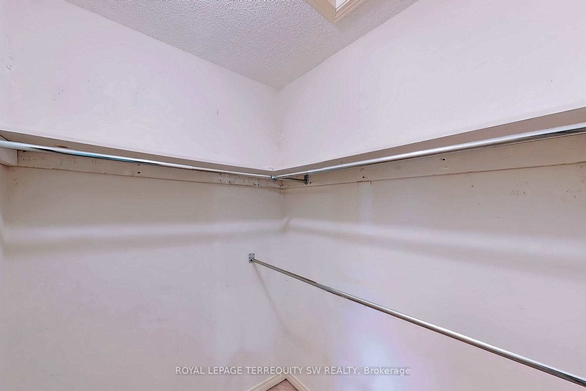1455 Pinecliff Rd Property Photo 11