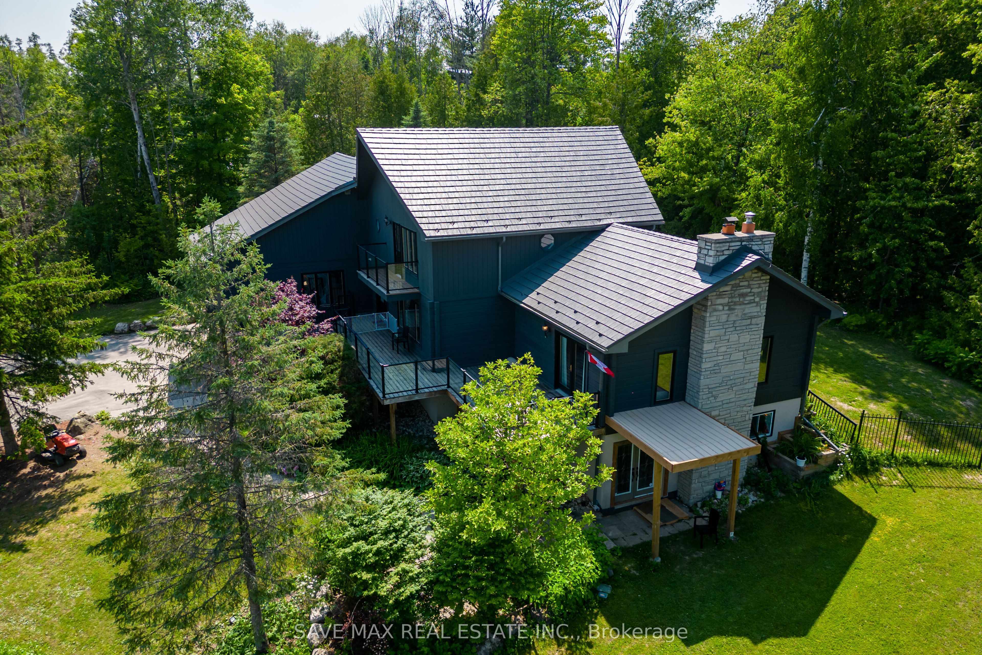 2654 Forks Of The Credit Road Property Photo 4