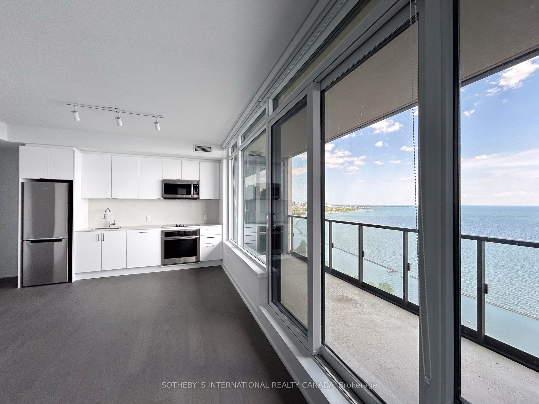 1926 Lake Shore Blvd W 9 Property Photo 31