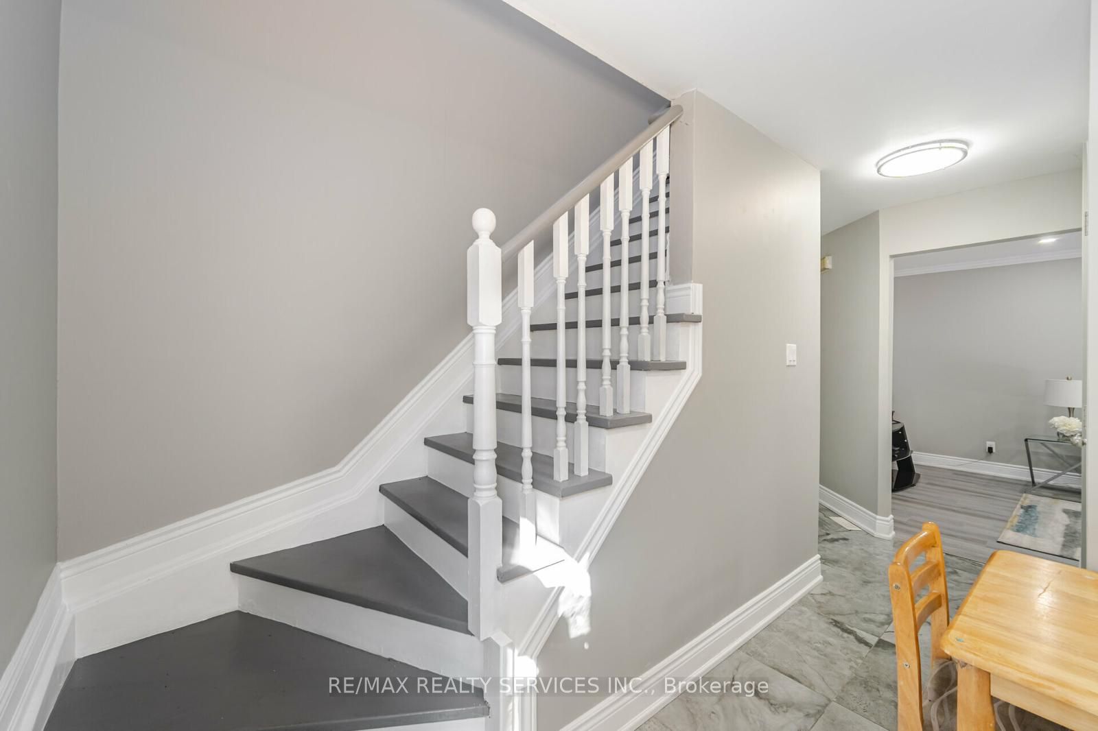 3524 Croatia Dr Property Photo 3