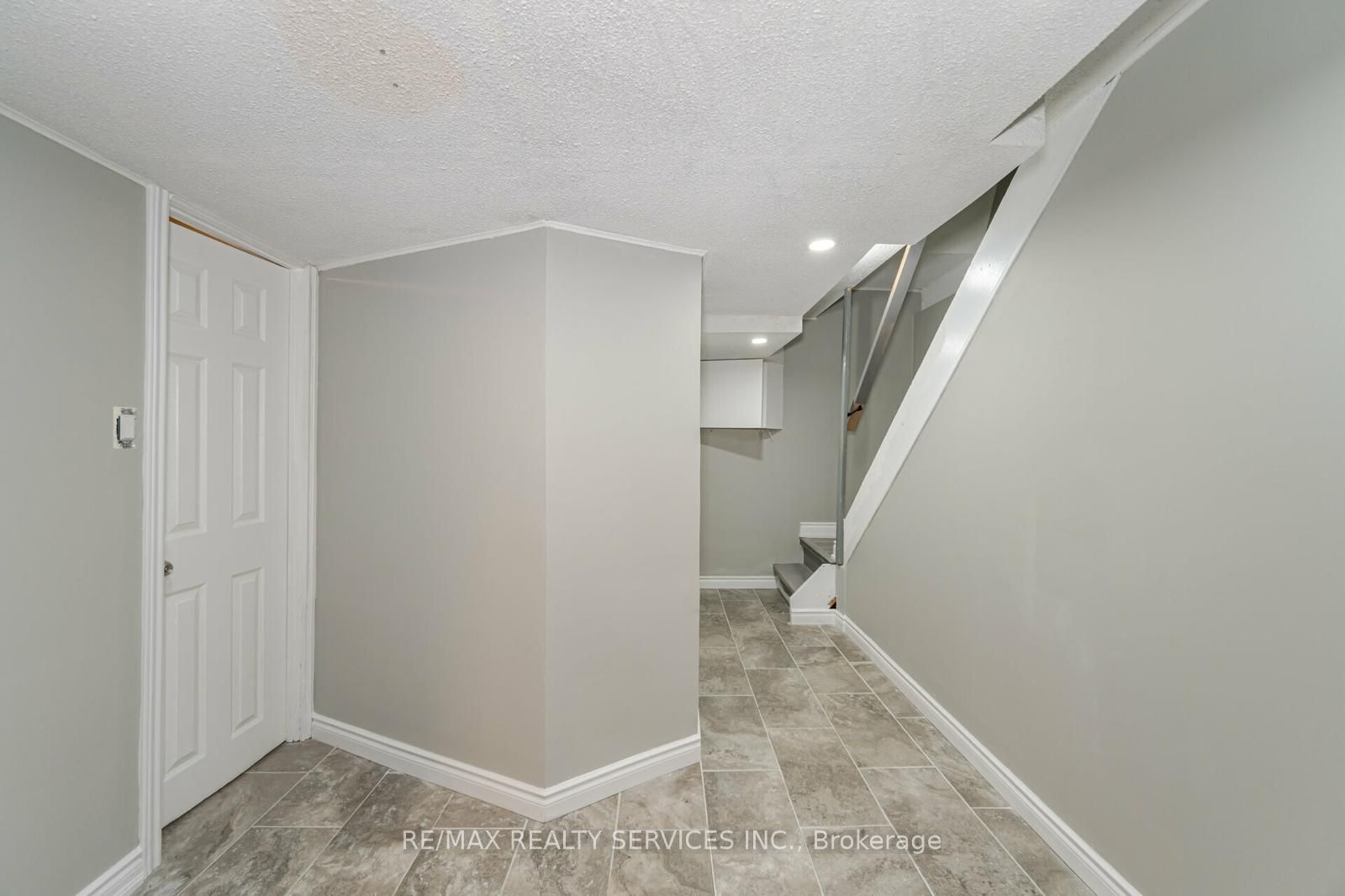 3524 Croatia Dr Property Photo 13