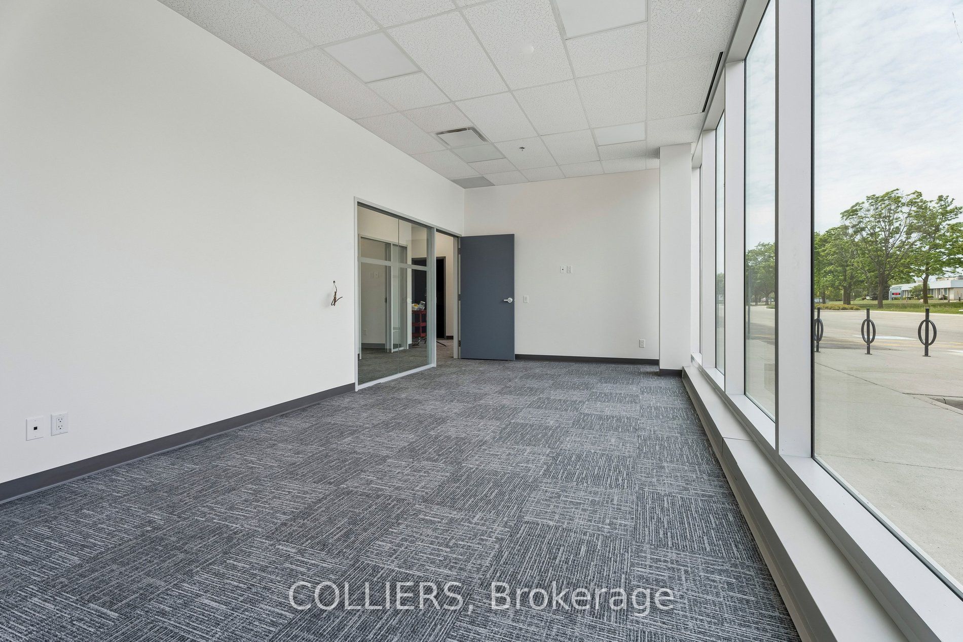 3100 Mainway 6 Property Photo 7