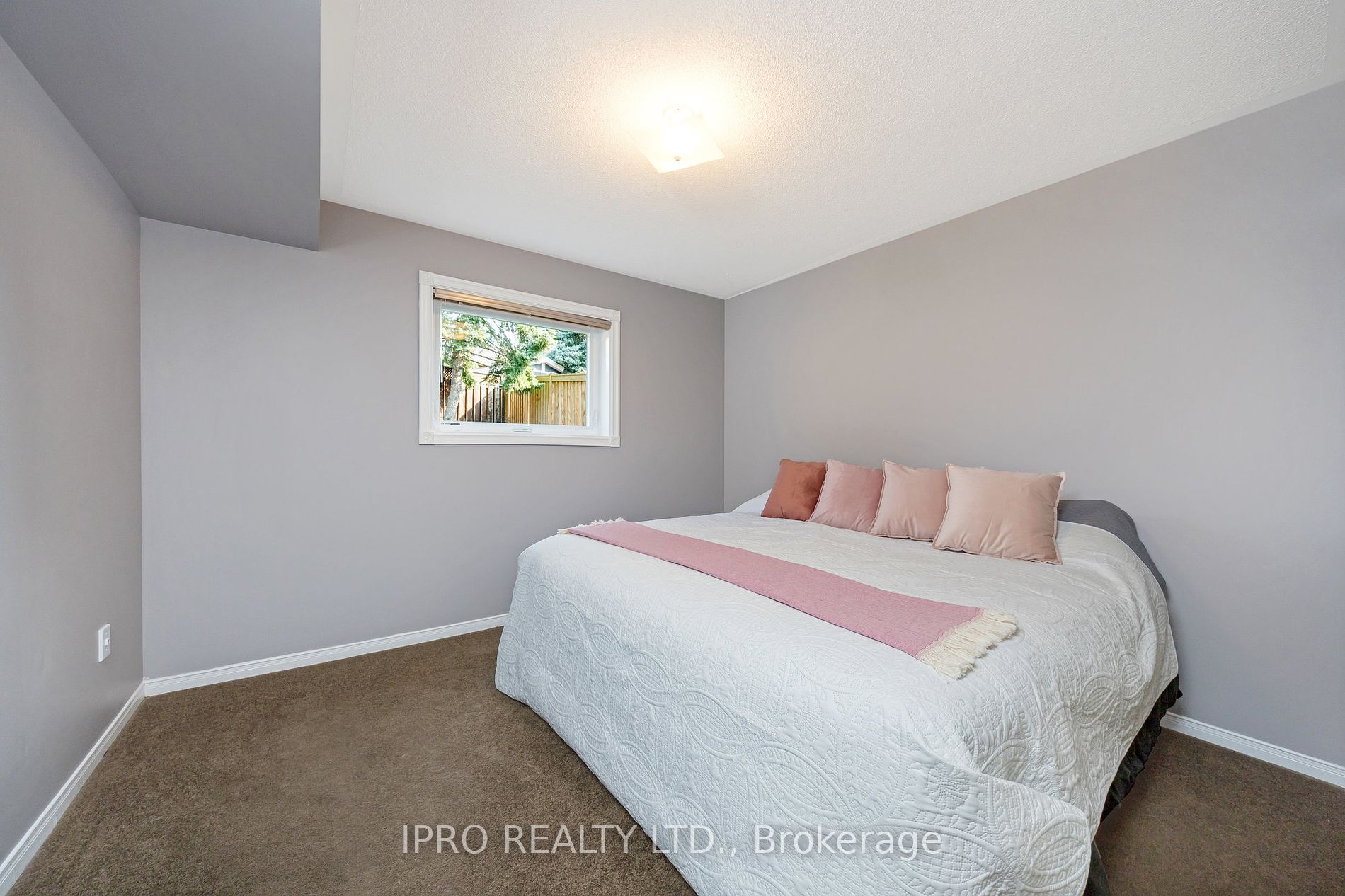 45 Flemington Dr Property Photo 9