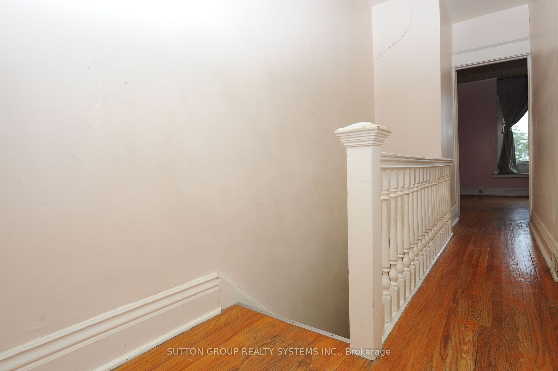 24 Norton Ave Property Photo 19