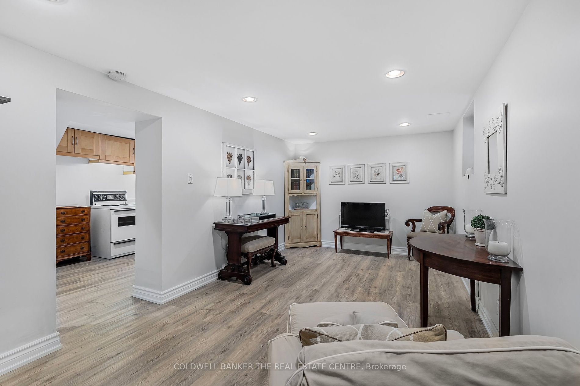 167 Westminster Ave Property Photo 24