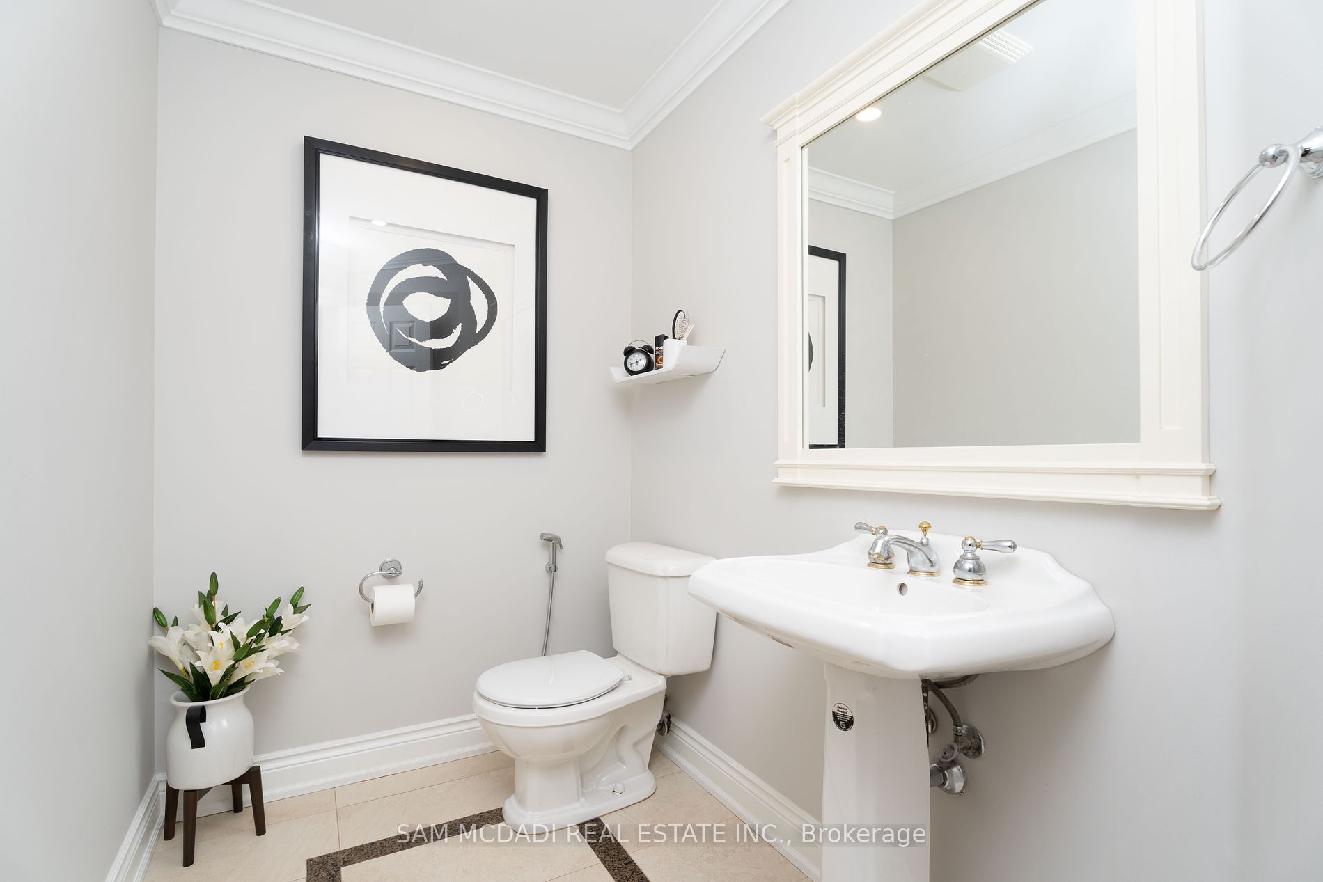 10 Stonehart St Property Photo 9