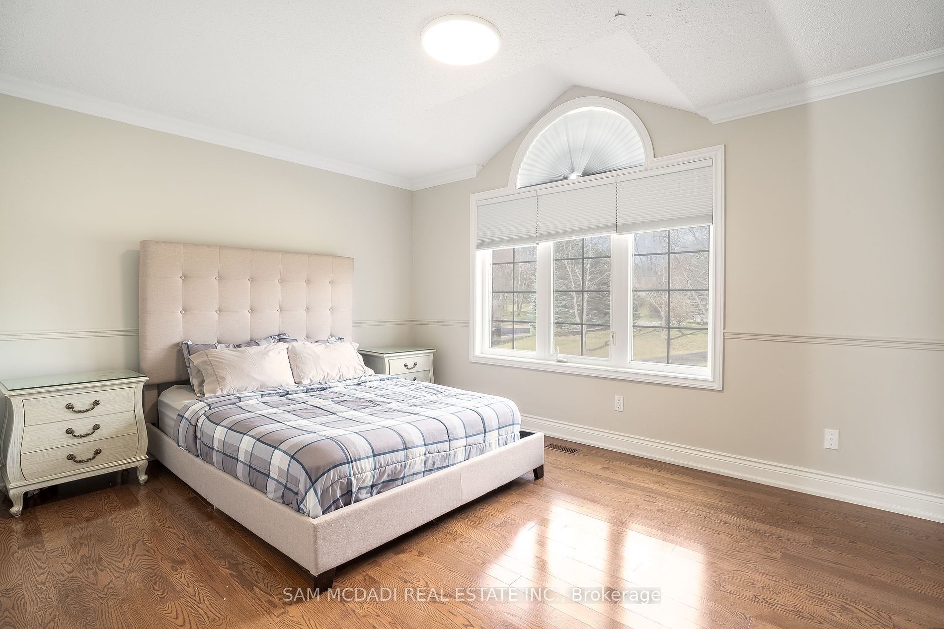 10 Stonehart St Property Photo 16