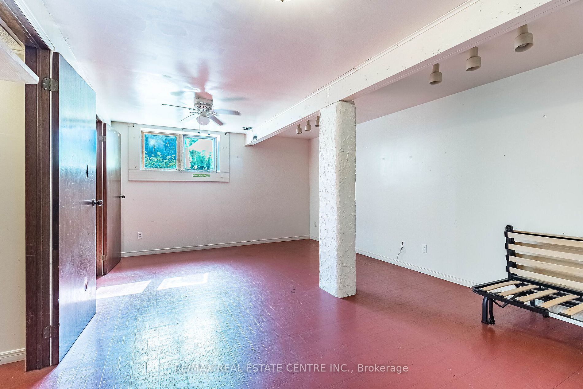 118 Ontario St Property Photo 3