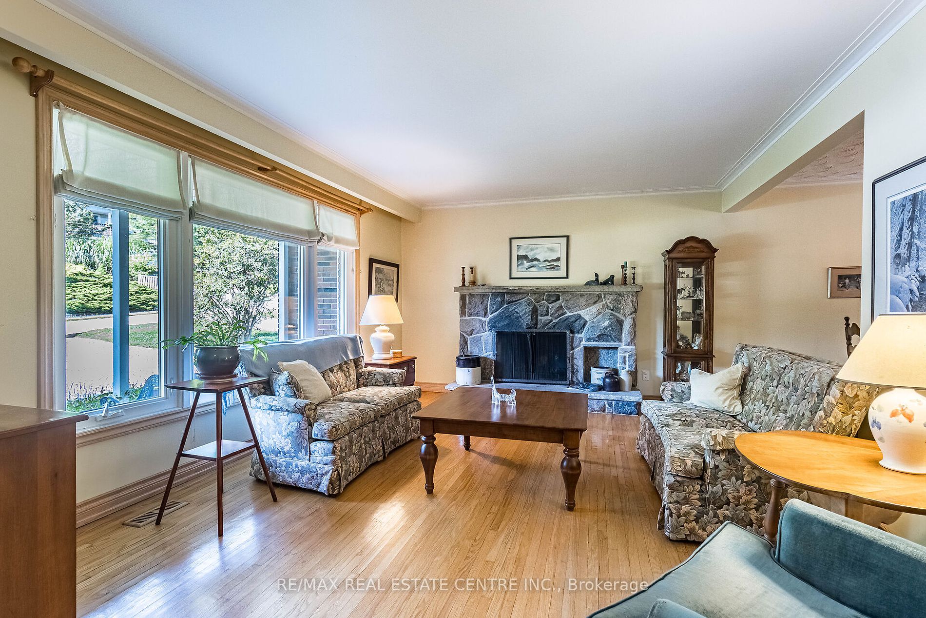 118 Ontario St Property Photo 8