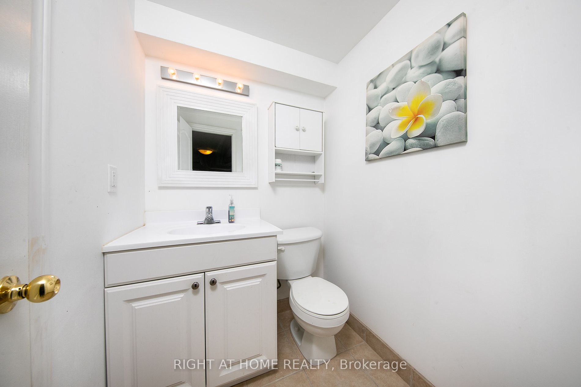 120 Bronte Rd Property Photo 7