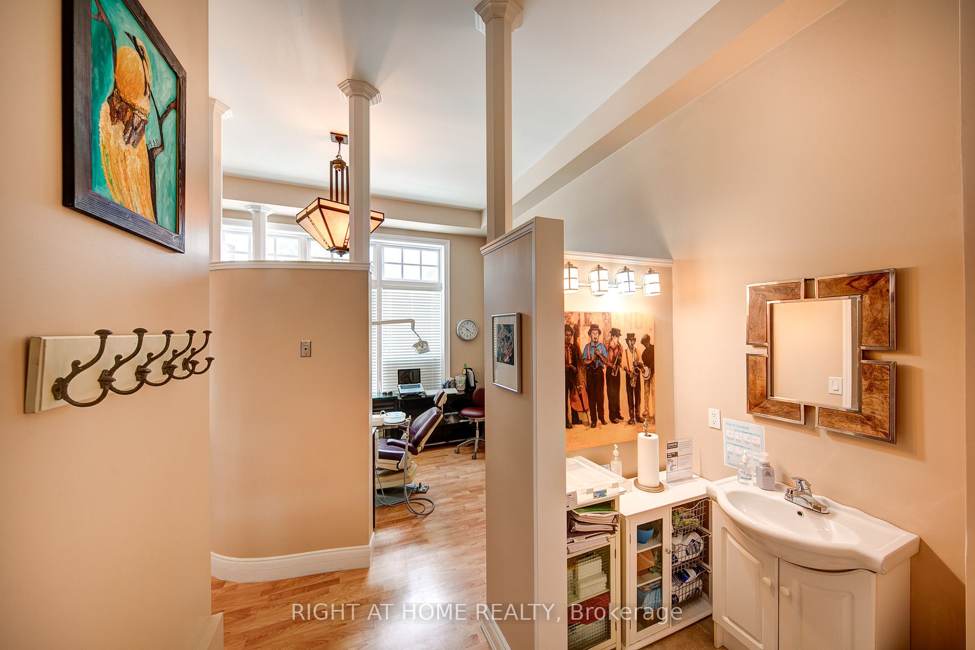 120 Bronte Rd Property Photo 38