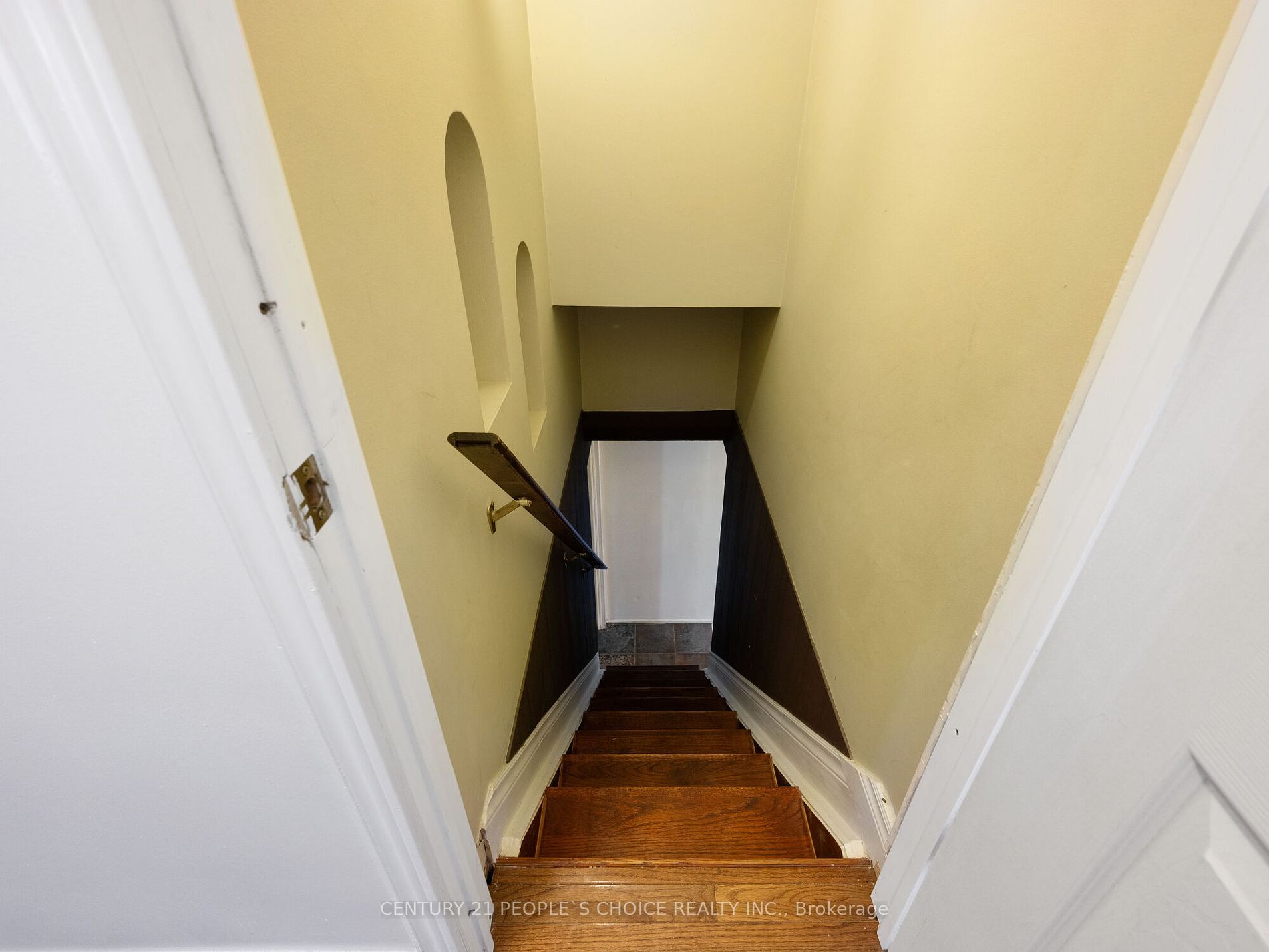 92 Foxwell St Property Photo 14