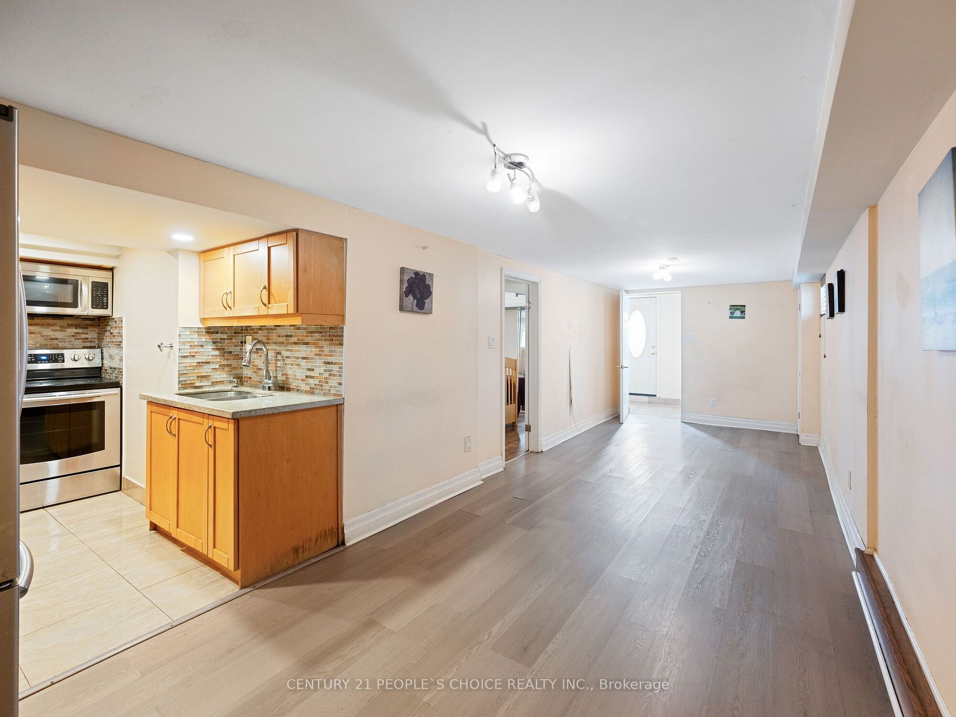 92 Foxwell St Property Photo 17