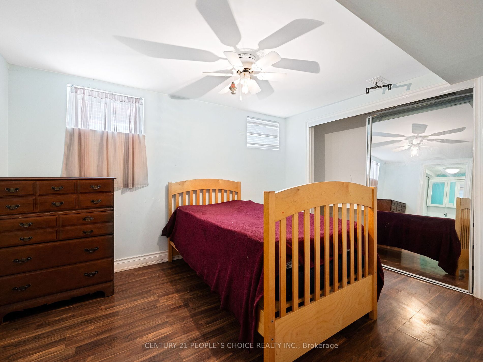 92 Foxwell St Property Photo 19