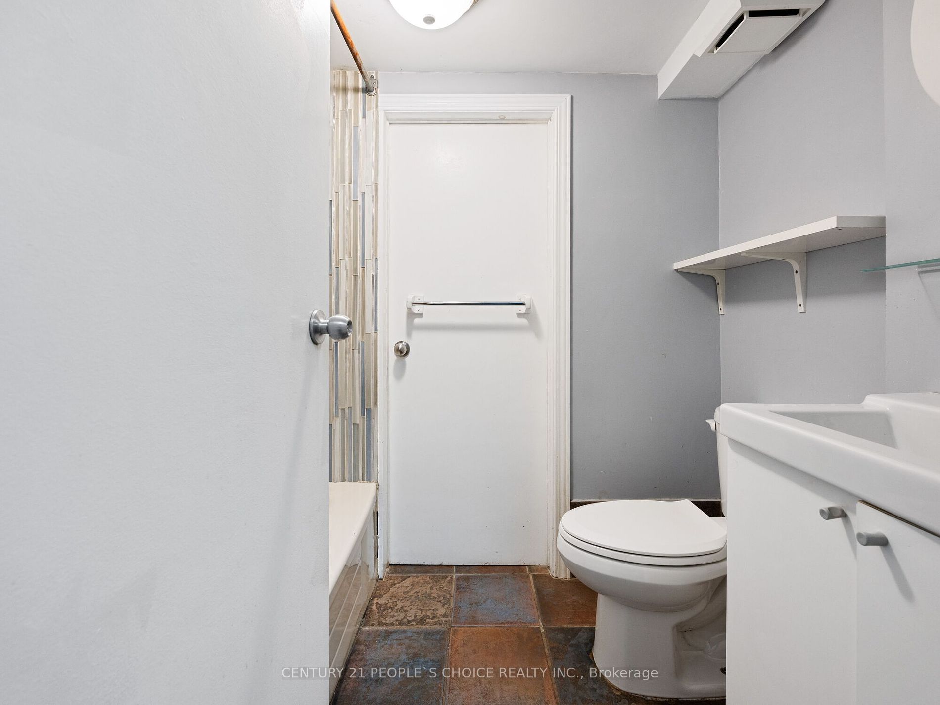 92 Foxwell St Property Photo 26