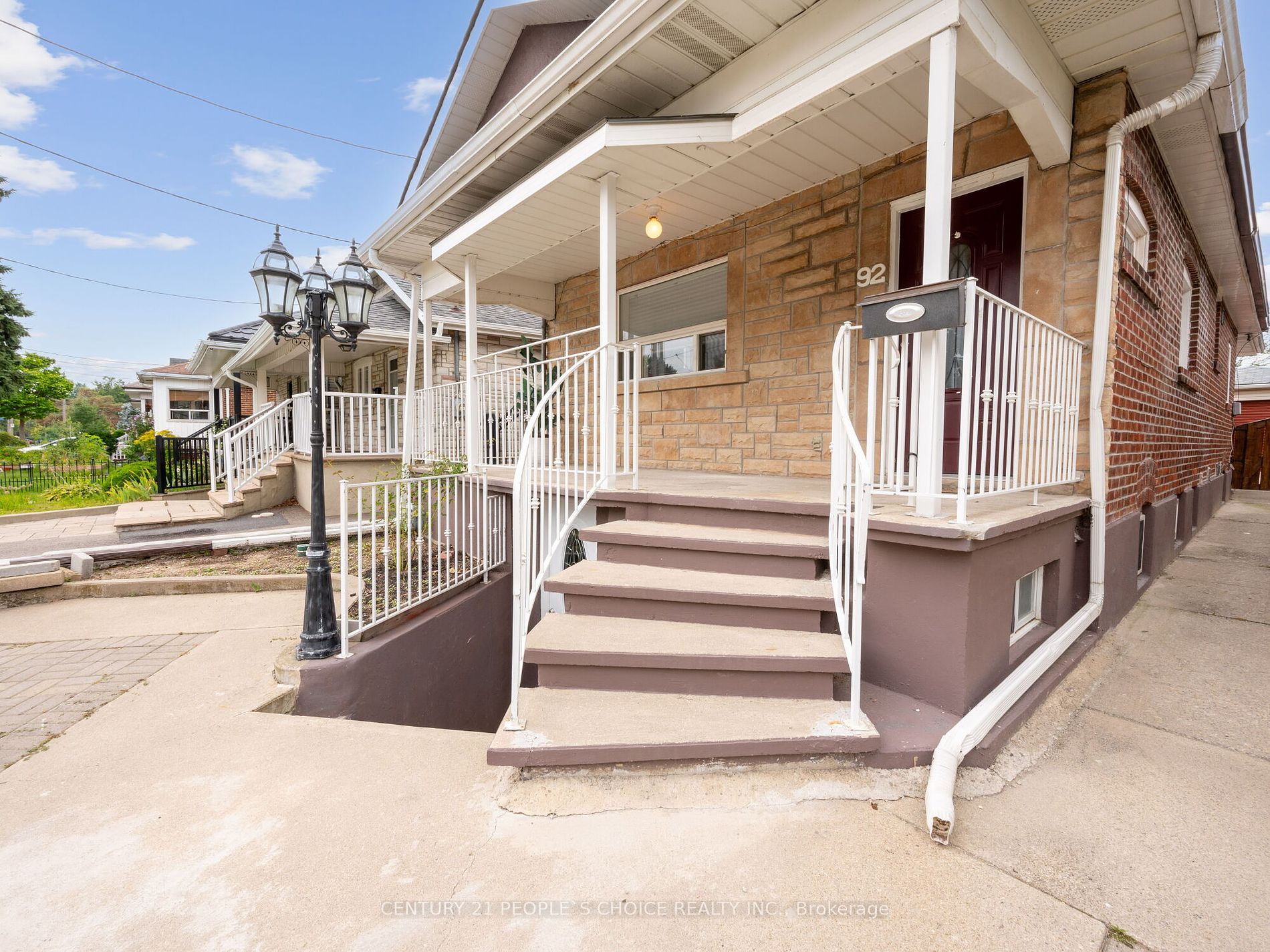 92 Foxwell St Property Photo 34
